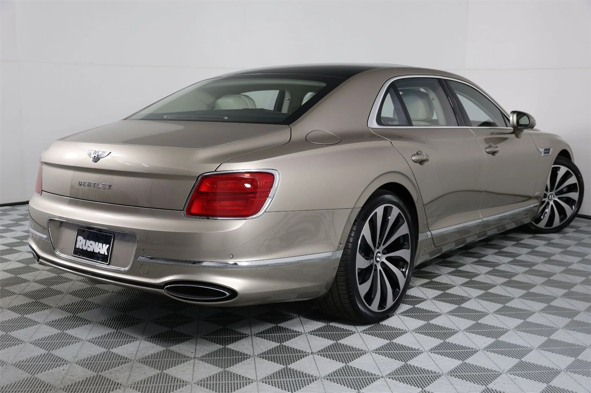 mph008_1494799296_b4ce34cf3d7359dbd55ee1cf8a56378f_3d13c6f176