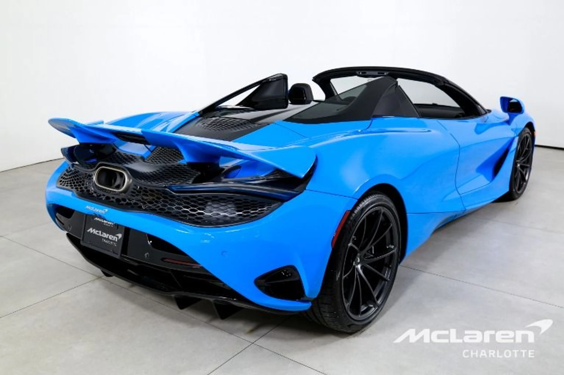 mph008_1502829877_New_2027_Mc_Laren_750_S_Spider_f4c70c1bd5