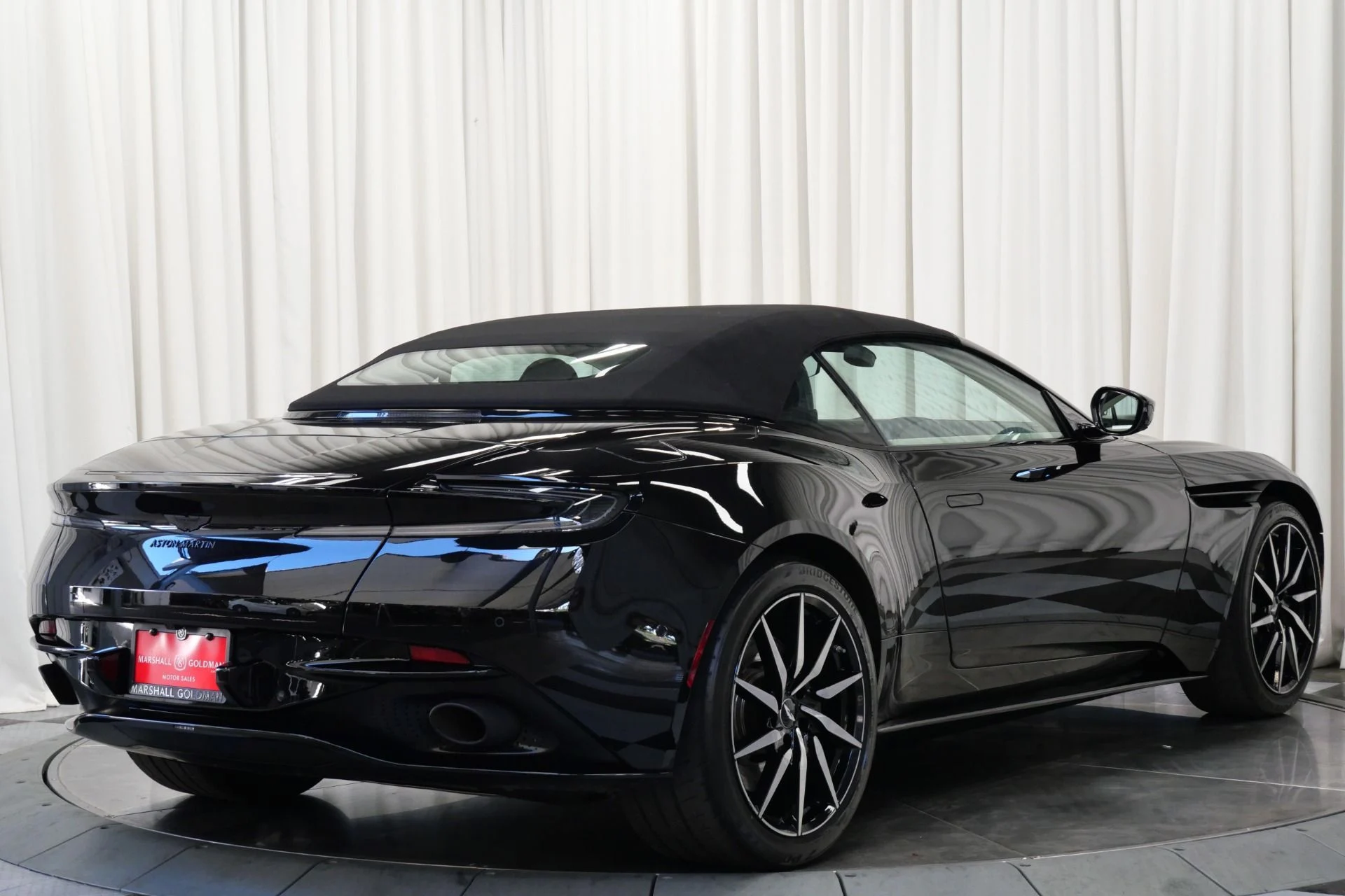 mph008_1506714265_Used_2021_Aston_Martin_DB_11_Volante_1760108226_fee7fe77b5