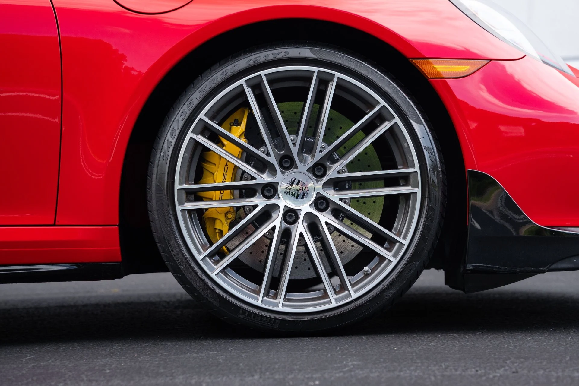 mph008_1507106419_Used_2019_Porsche_911_Turbo_S_1778703319_700d4be690