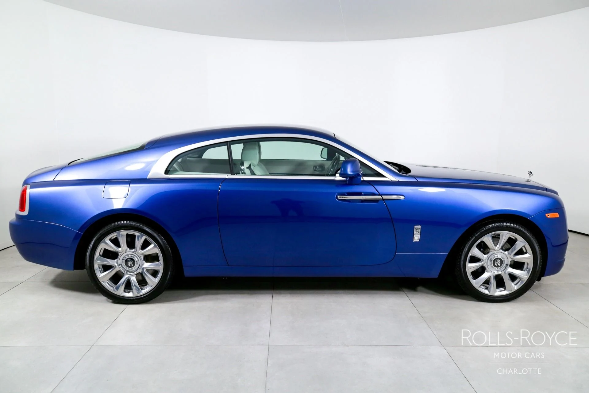 mph008_1507808364_Used_2019_Rolls_Royce_Wraith_1771362503_5a7ba702cd