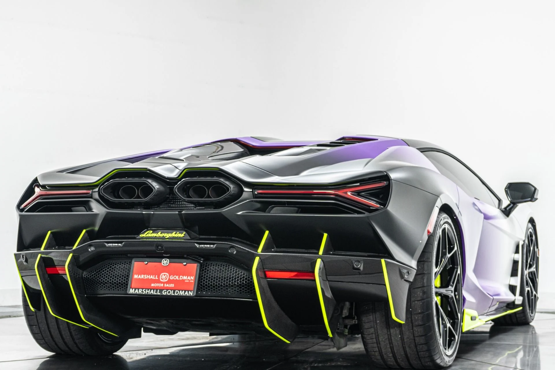mph008_1518269605_Used_2025_Lamborghini_Revuelto_1001_Horsepower_Multicolor_Matte_Wrap_High_Tech_Pack_1781554608_766bd56c74