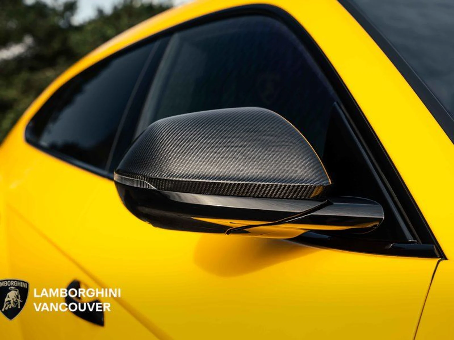 mph008_1520561092_38887415_06810_2026_lamborghini_urus_009_f47dbbcb77