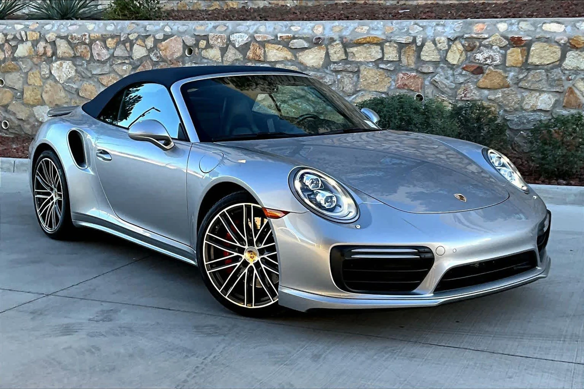 mph008_152487942_58fe86faaa74d23177e7f9df206b236f_3e2b202e46