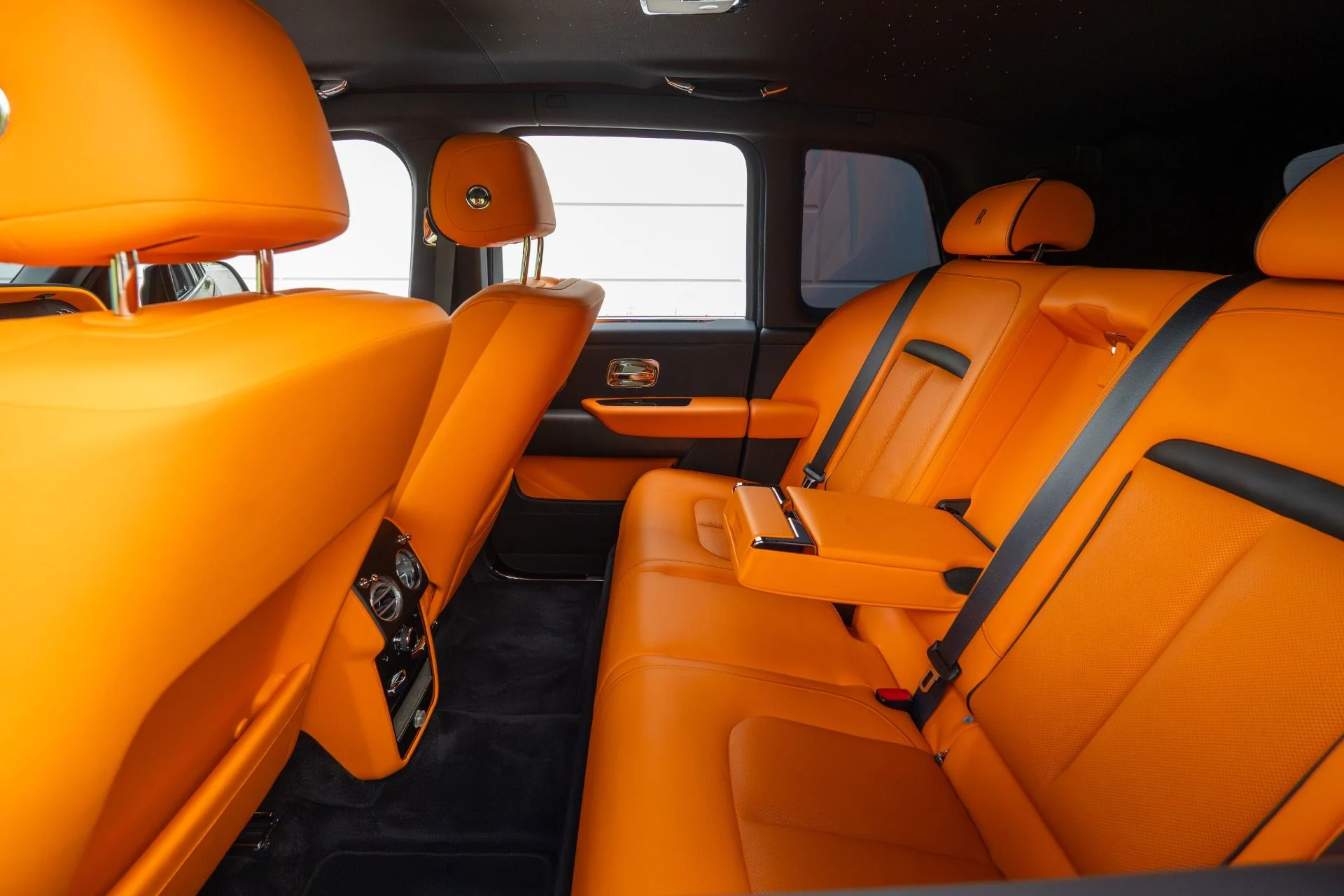 mph008_1535091459_Used_2022_Rolls_Royce_Cullinan_1758567081_5ef688ff91