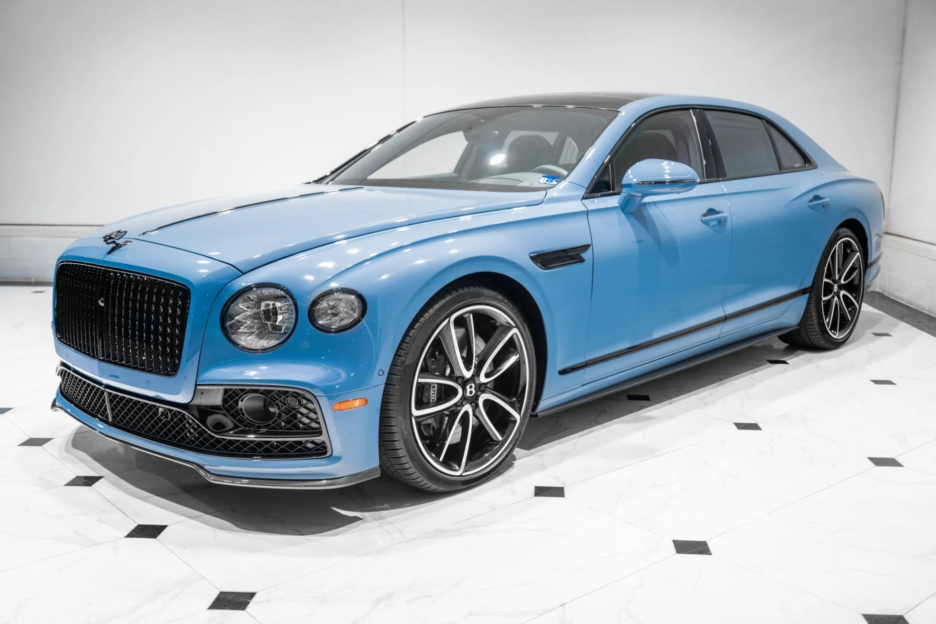 mph008_154100080_Used_2024_Bentley_Flying_Spur_Edition_8_1777999219_7ff8d81ab7