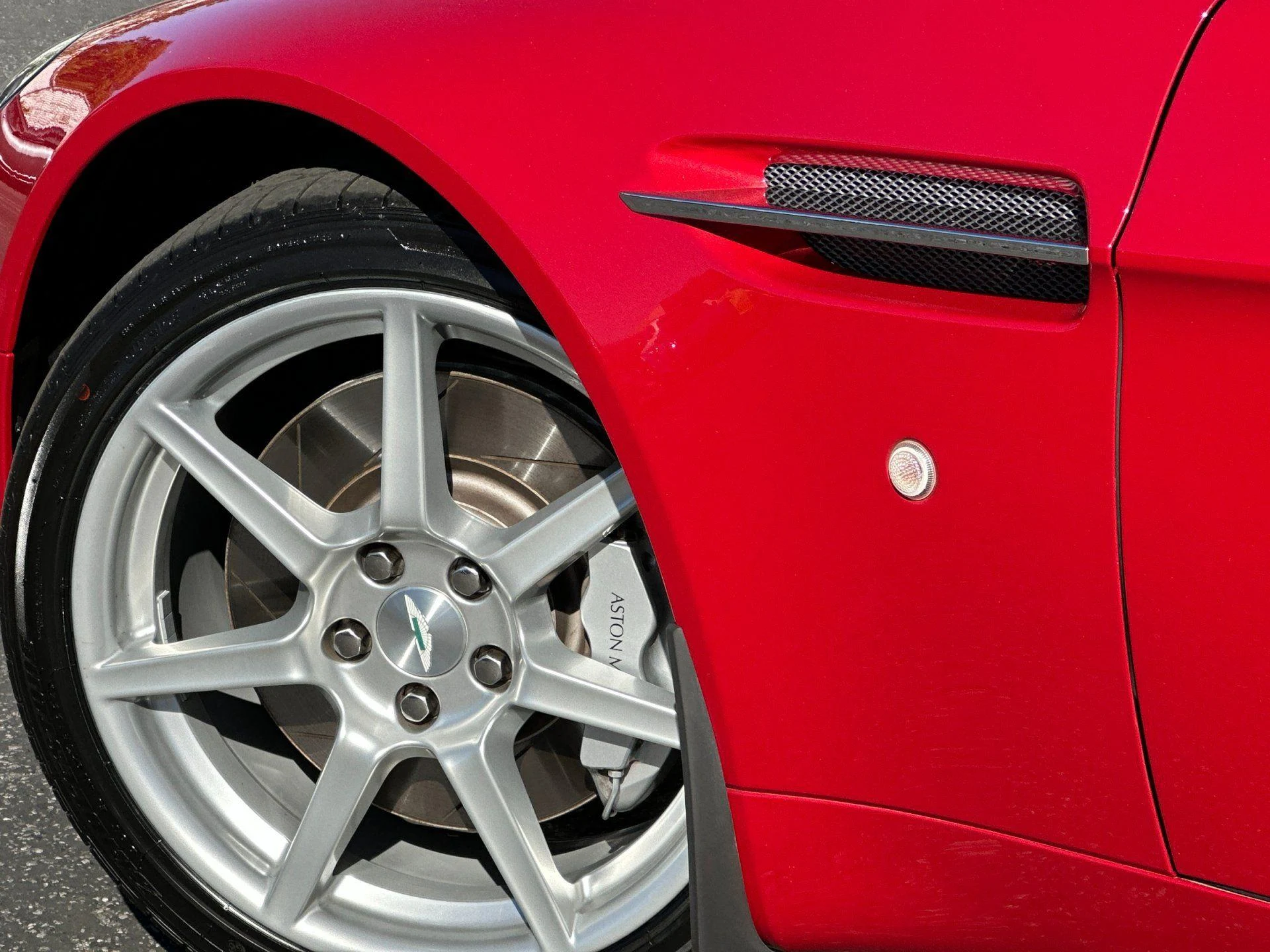 mph008_1541180018_Used_2008_Aston_Martin_V8_Vantage_1_owner_super_low_miles_1773407817_511b9d1060