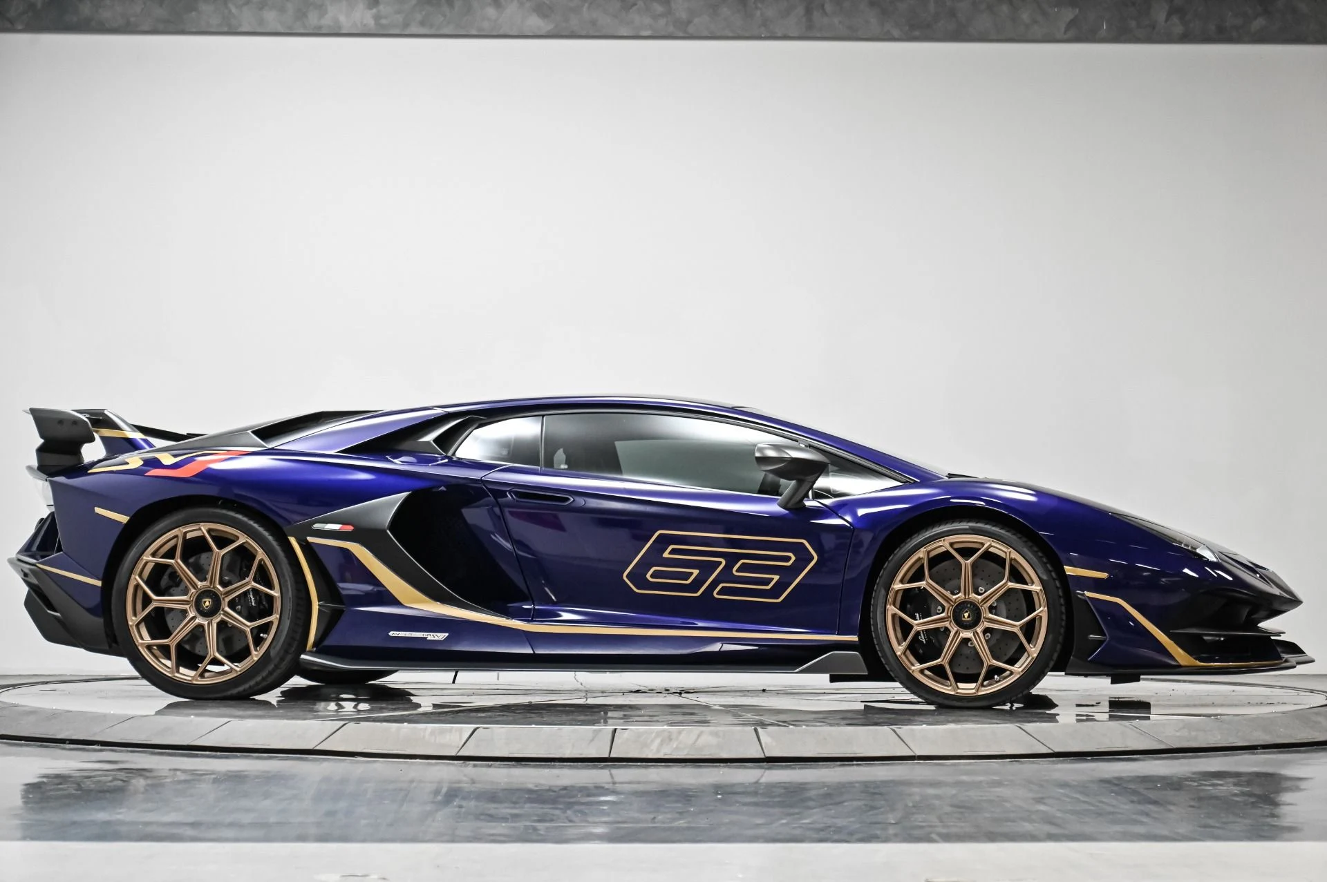 mph008_1541868693_Used_2019_Lamborghini_Aventador_SVJ_1760550459_e5d5efec78
