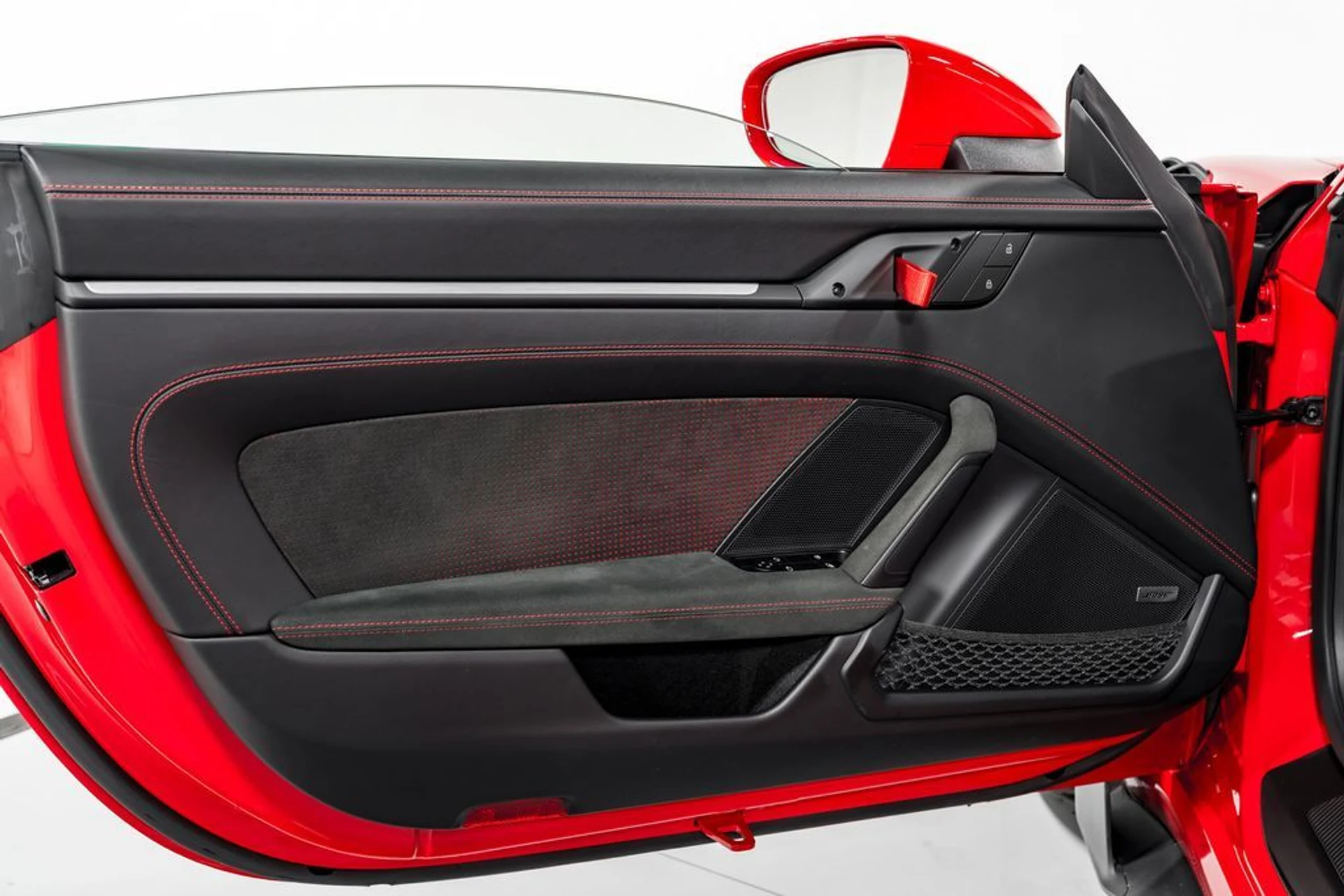 mph008_1550421945_3f762f3225148047190309f2704951e9x_f898d5beb8