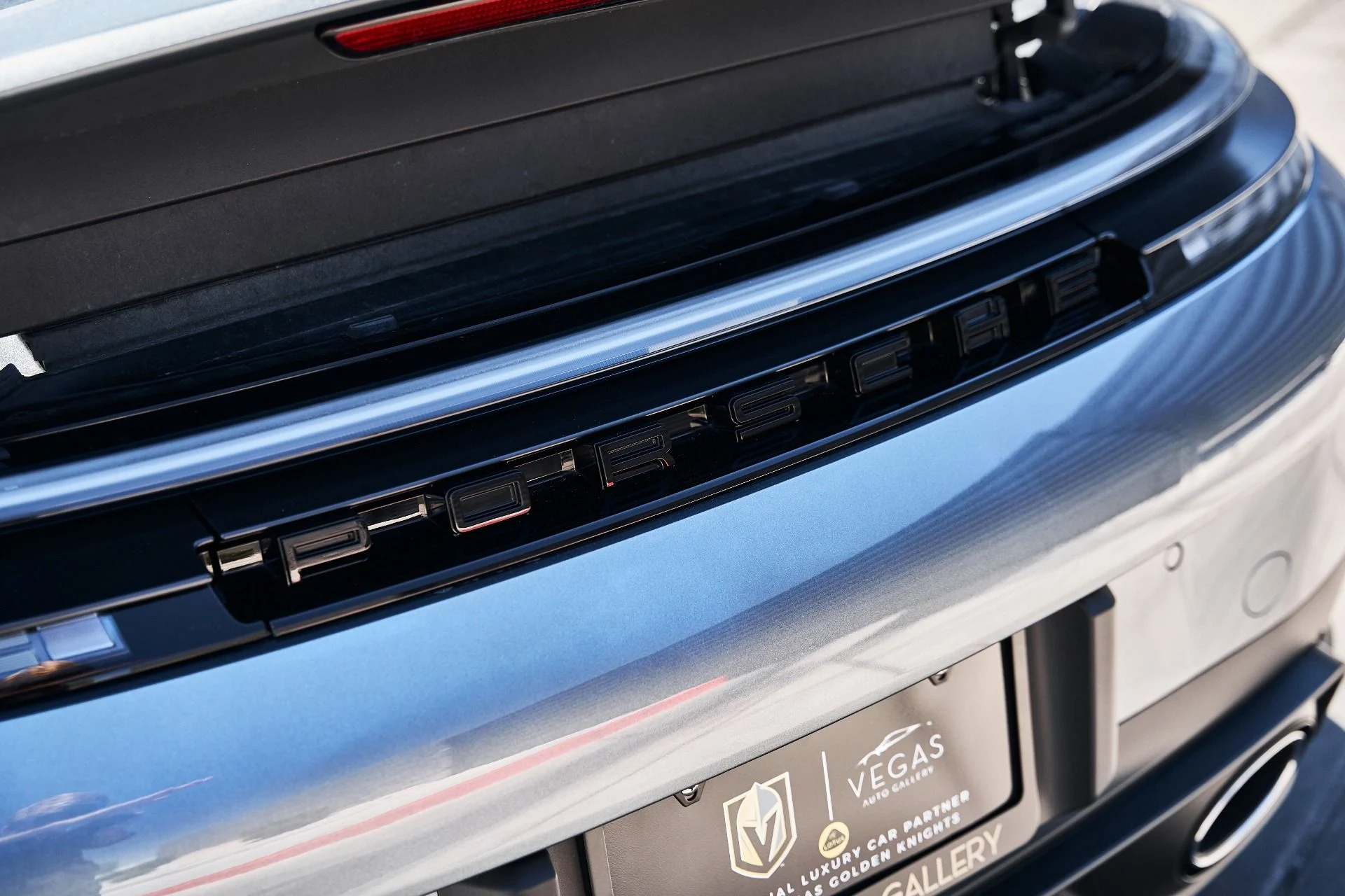 mph008_1555141213_Used_2025_Porsche_911_Carrera_1777504751_7eb8d56cf1