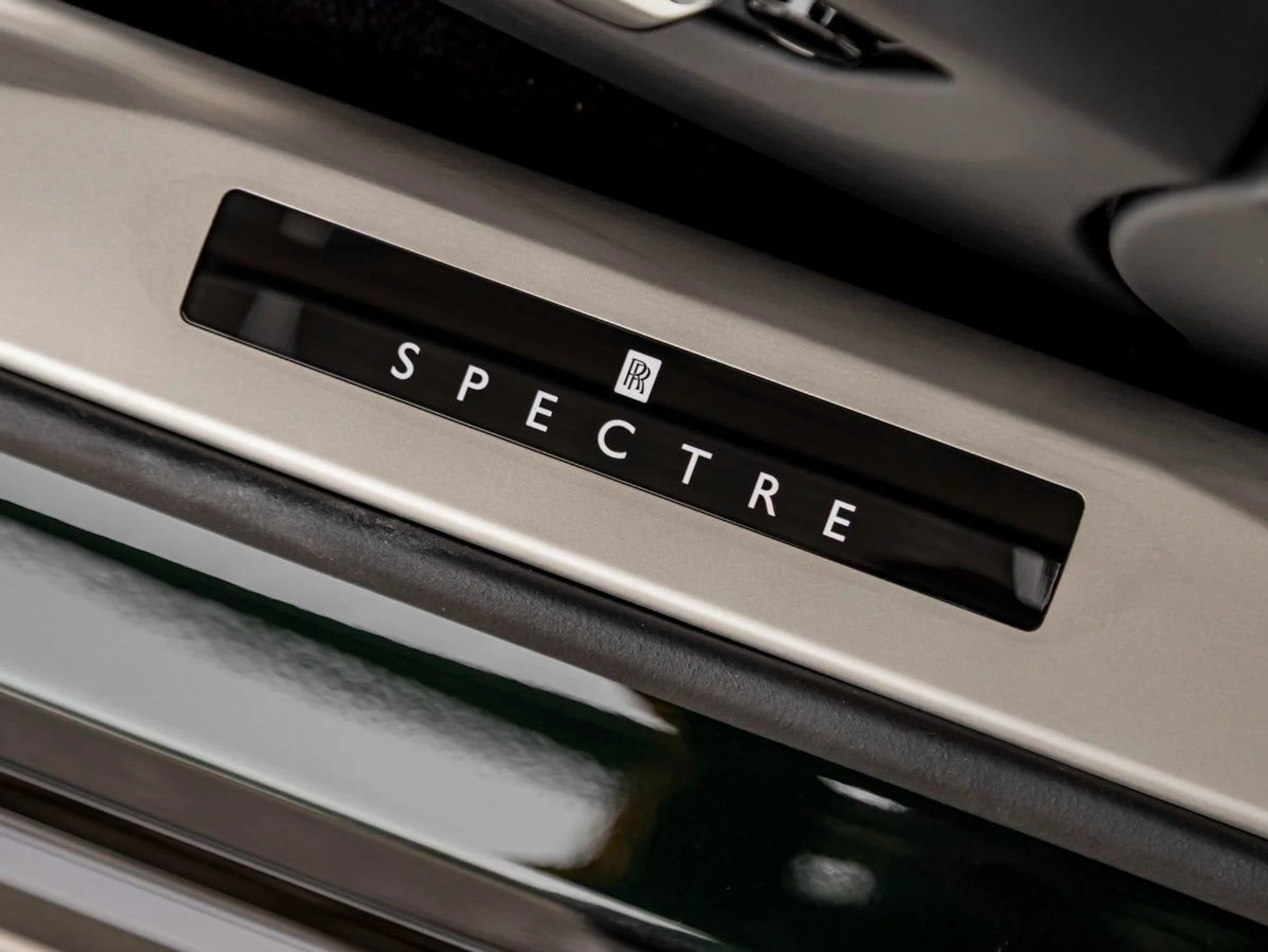 mph008_155704790_9_5f7ca34e37