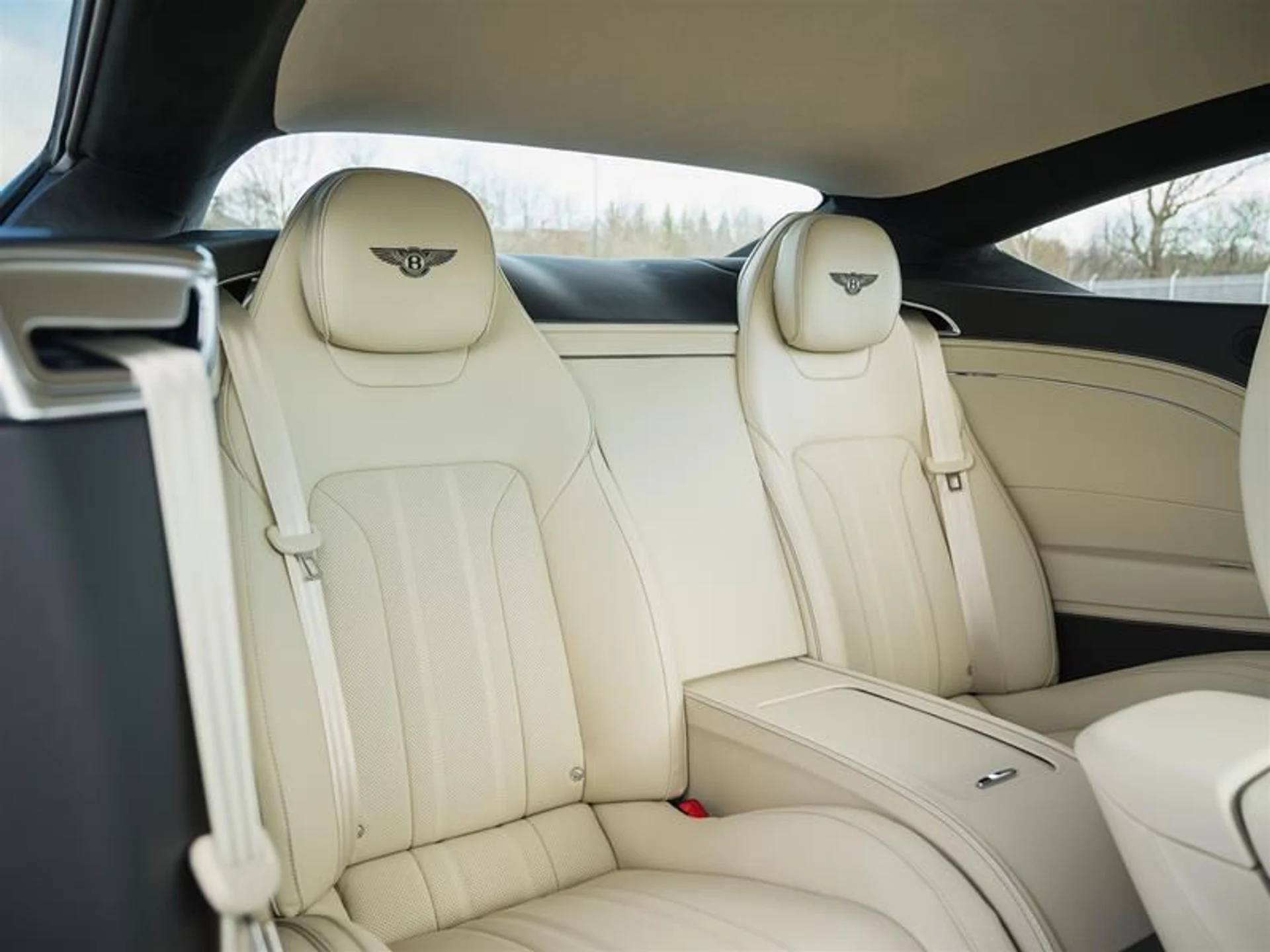 mph008_1560513985_3z2rzfsy_d35af23fe6