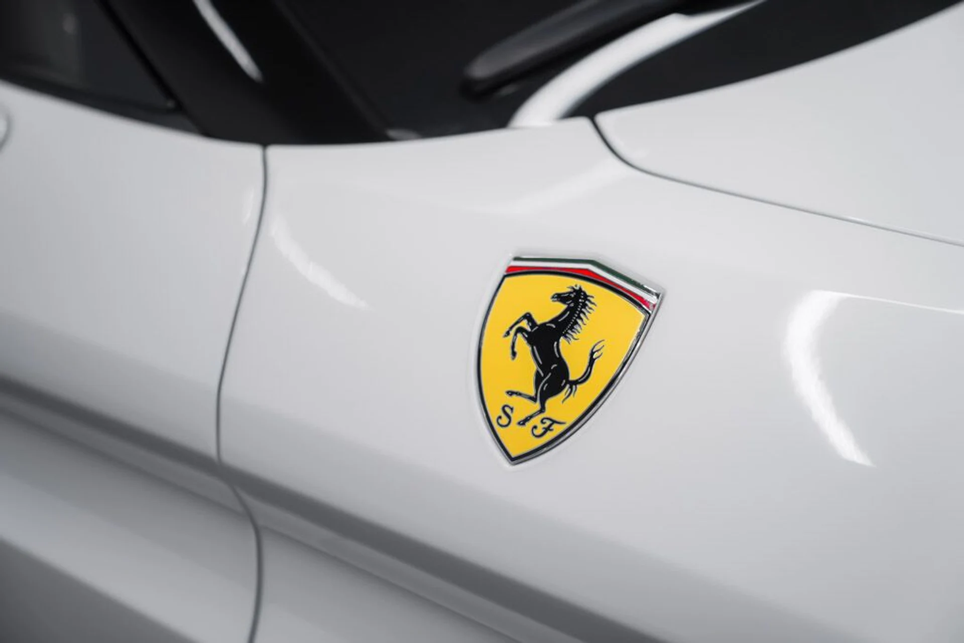 mph008_1560910868_ferrari_california_2015_jpg_v_1758918548_937139a9b8