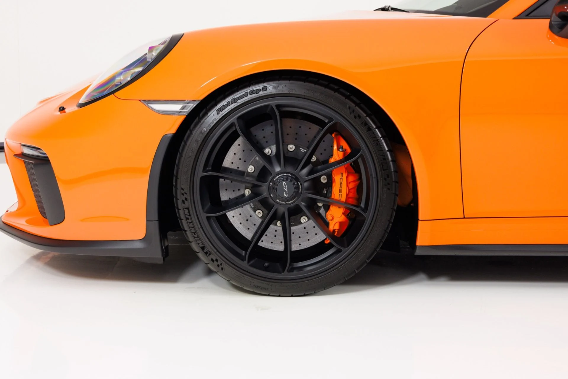 mph008_1568927138_Used_2018_Porsche_911_GT_3_1785880174_cc0b12447c