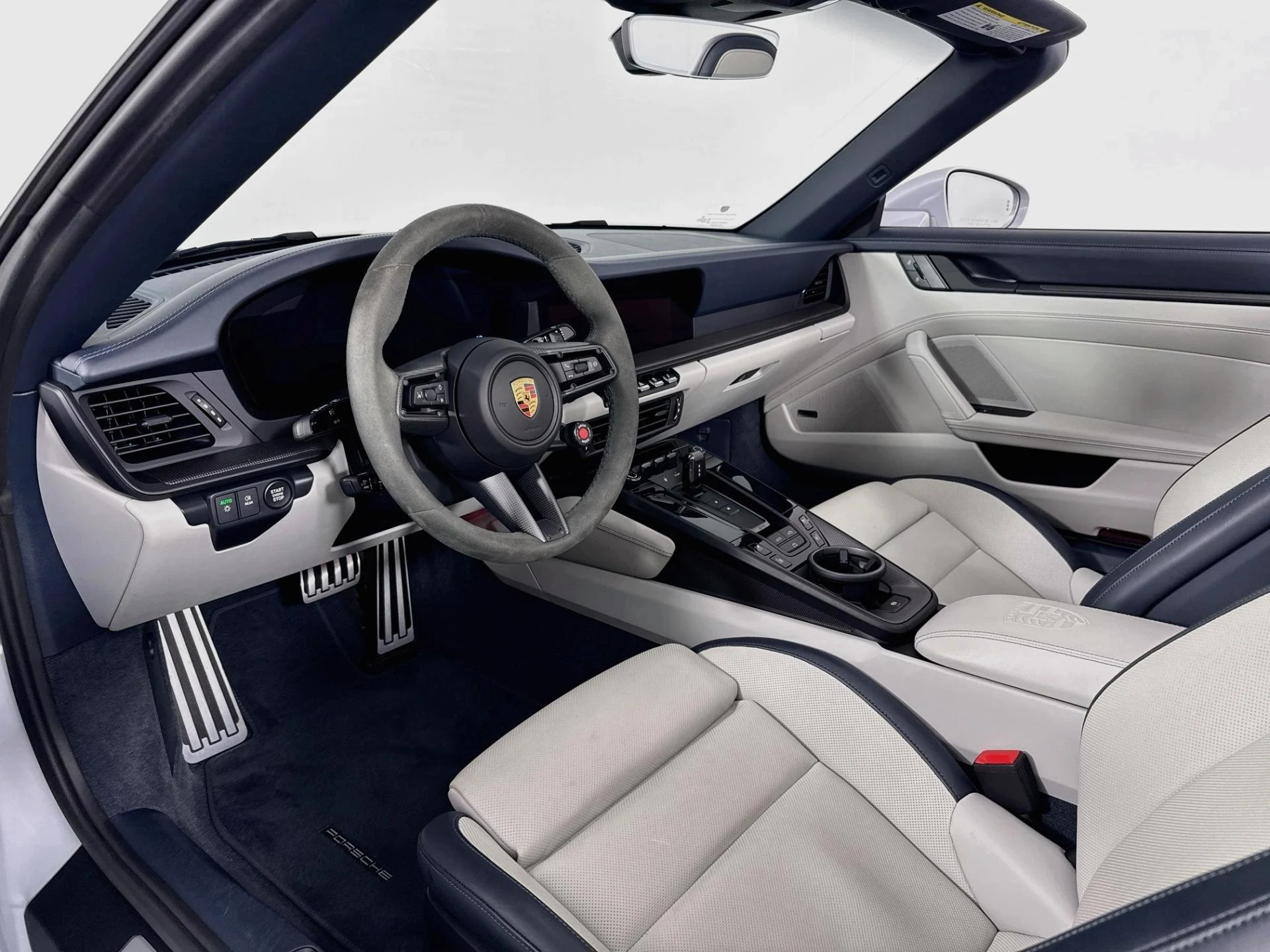 mph008_1570155124_Used_2025_Porsche_911_Carrera_1792182378_b1e5ba4aad