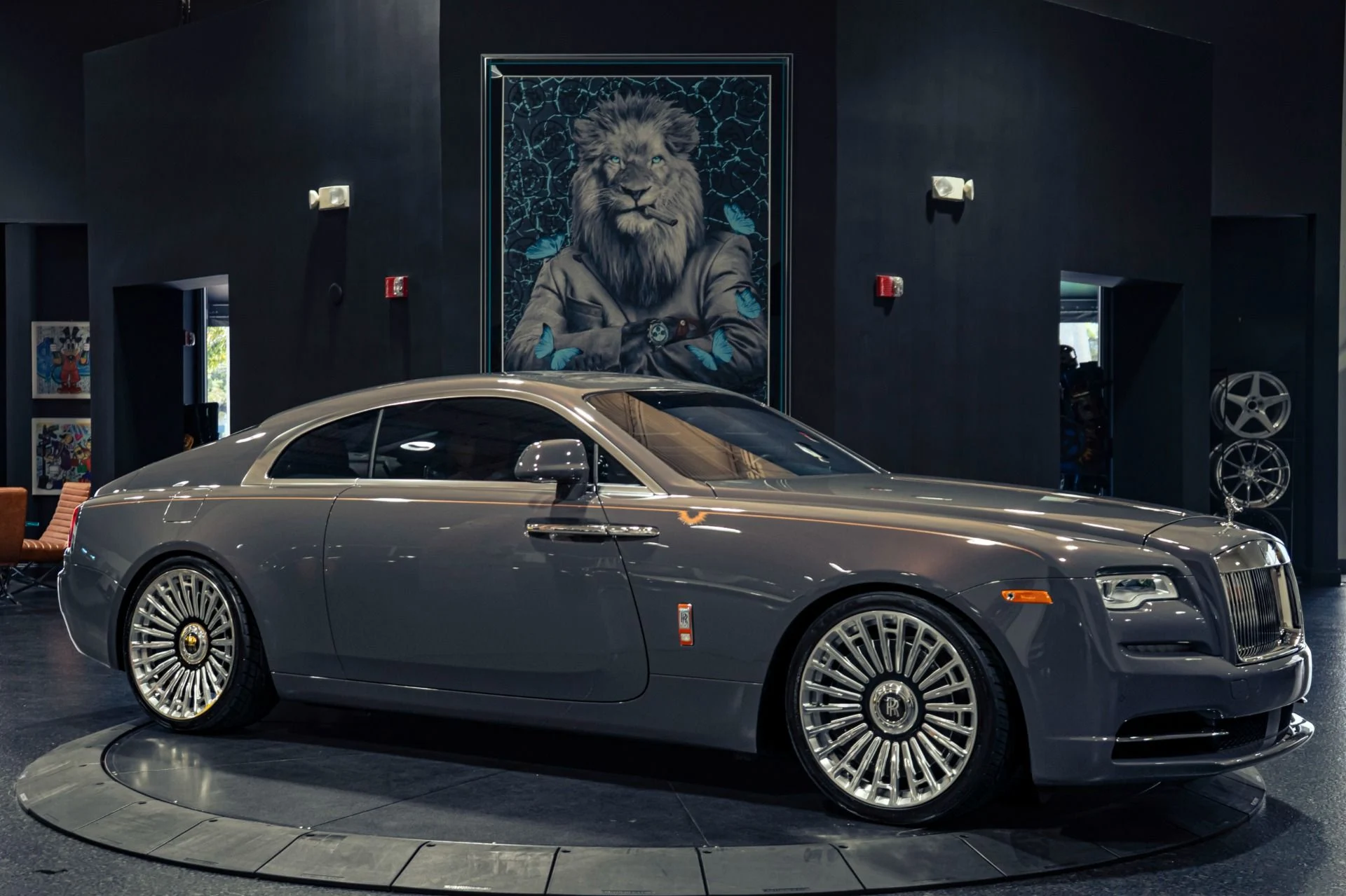 mph008_1572497229_Used_2018_Rolls_Royce_Wraith_RARE_1_of_55_Luminary_Edition_1774531595_dfa0d9692d