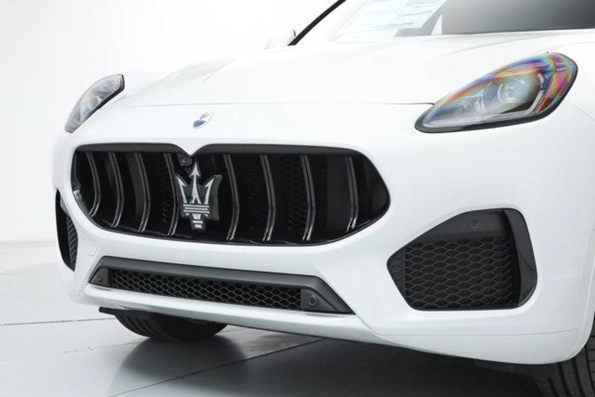 mph008_1574021701_r0_s_Rb6bysvksw9_Ip_9_Kpi_G_Ot_L4_94afd4e78d