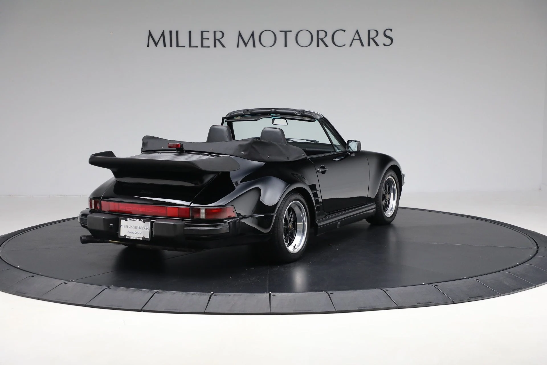 mph008_1576474098_Used_1989_Porsche_911_Carrera_Turbo_dd34e23f74