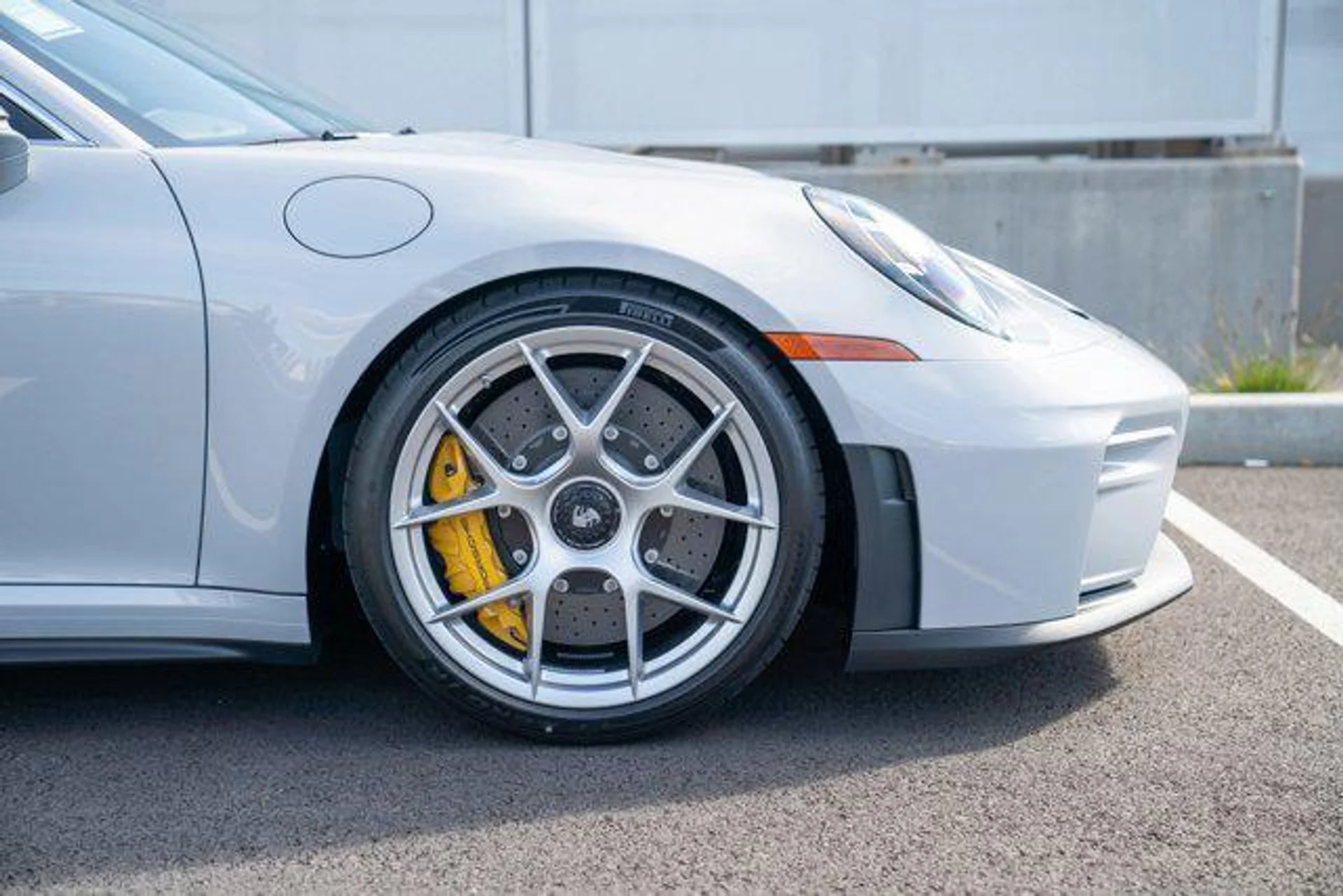 mph008_1577451827_KE_Ppt_Knu_Vc2yn_DC_8_G25bw_U_Ov_m8_3abaec9c45