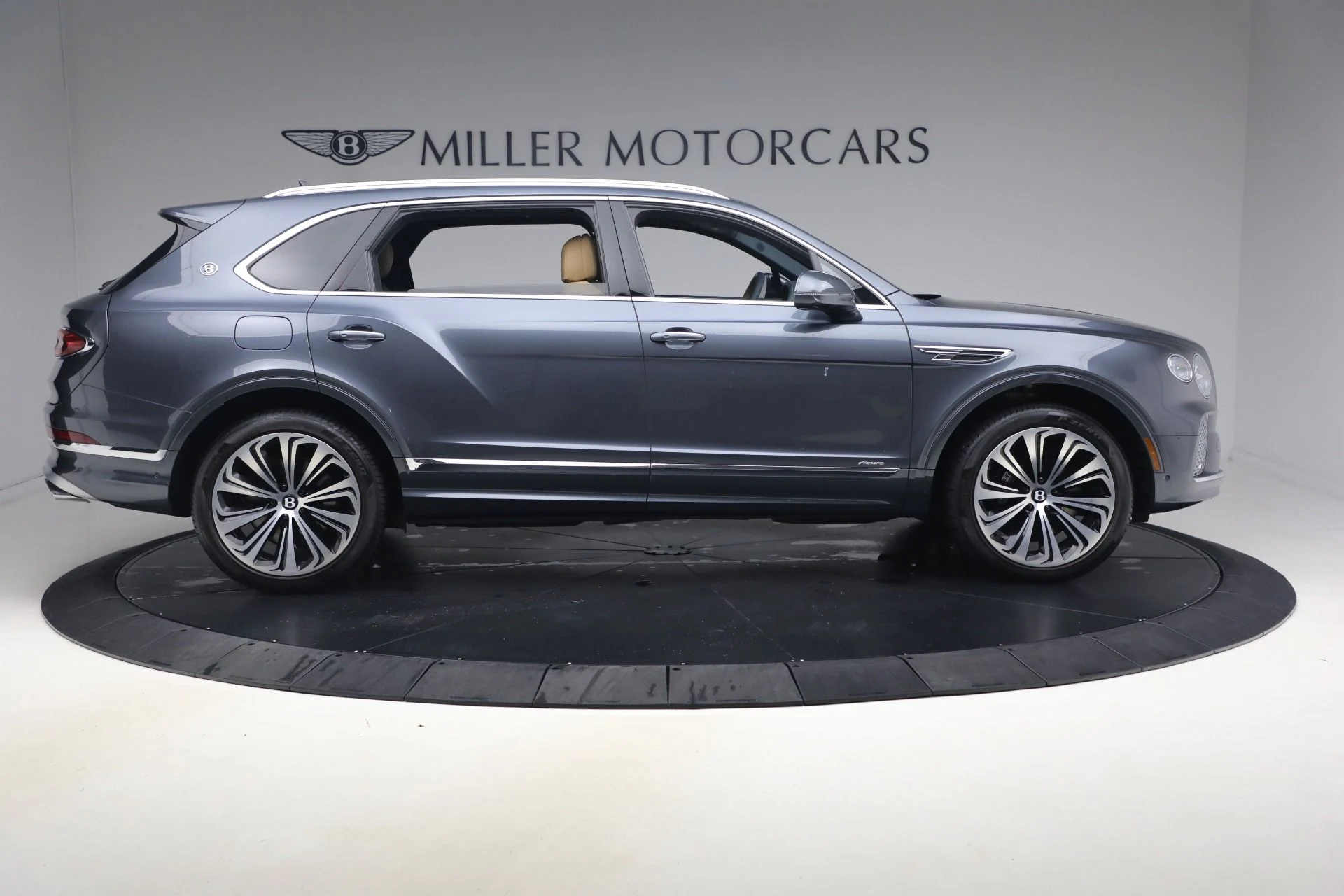 mph008_1581086134_Used_2026_Bentley_Bentayga_EWB_Azure_V8_1788463010_af586b0fc3