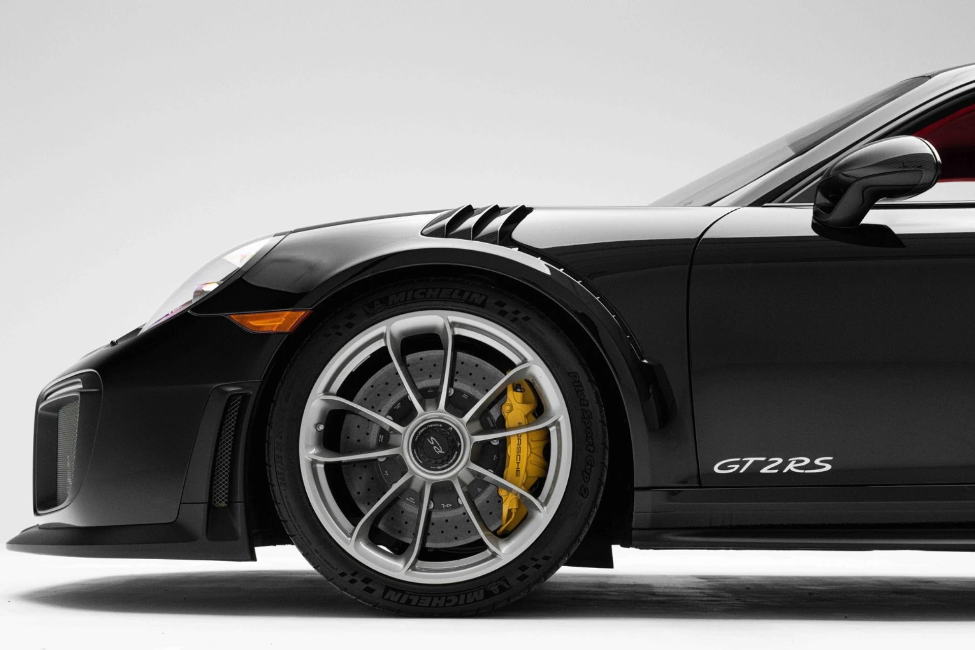 mph008_1582442151_Used_2018_Porsche_911_GT_2_RS_1774025651_b1ffb55c67