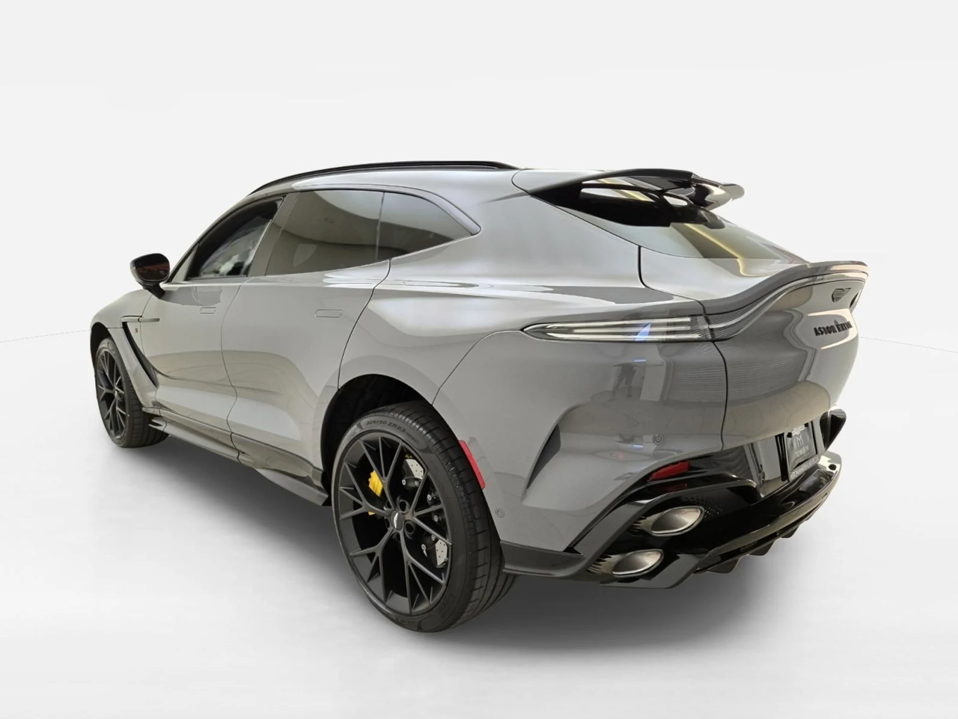 mph008_1584620022_New_2026_Aston_Martin_DBX_S_1782364674_6f62864c27
