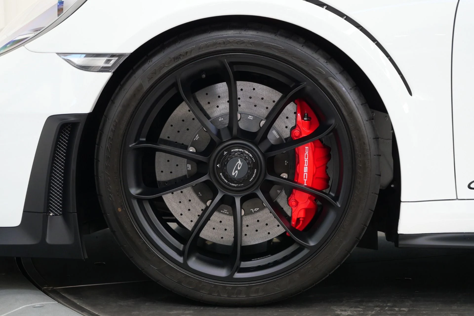 mph008_1592272300_Used_2018_Porsche_911_GT_2_RS_Weissach_1756311702_5fb95d001a