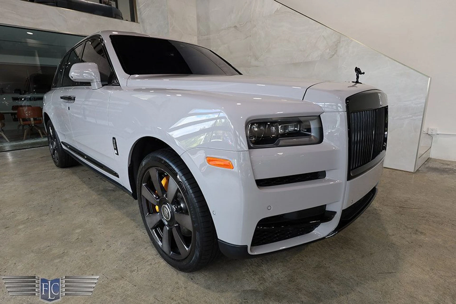 mph008_1603887530_used_2024_rolls_royce_cullinan_blackbadgesportutility_9689_22957854_9_1024_e721e9a07b