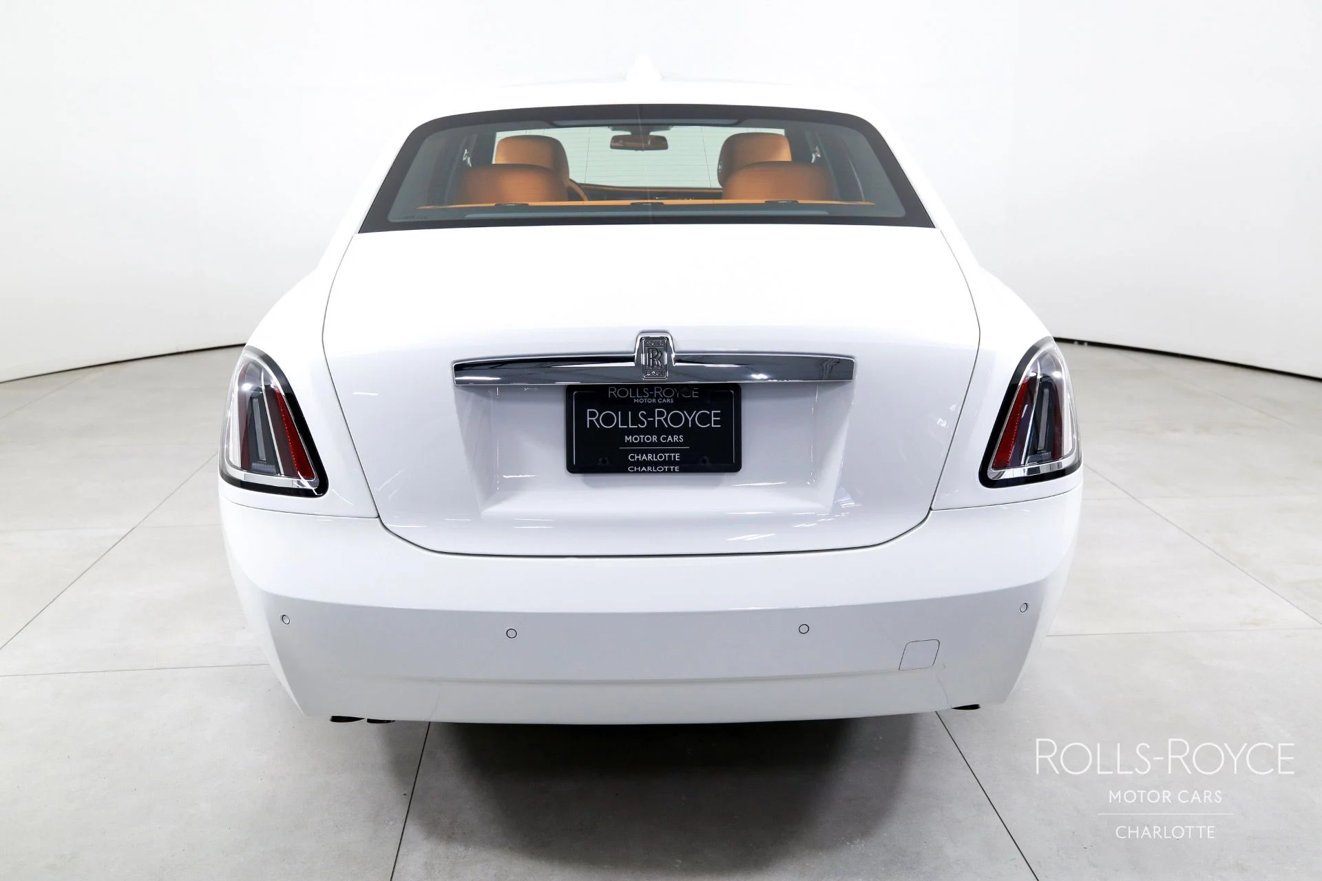 mph008_1609367790_Used_2025_Rolls_Royce_Ghost_1753298883_184856e02f