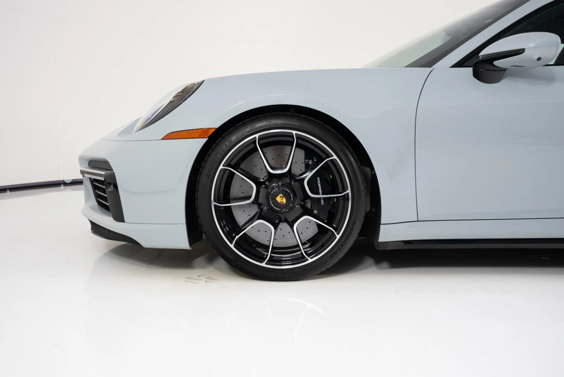 mph008_1611841813_Used_2024_Porsche_911_Turbo_S_1754514787_df95cb3b51