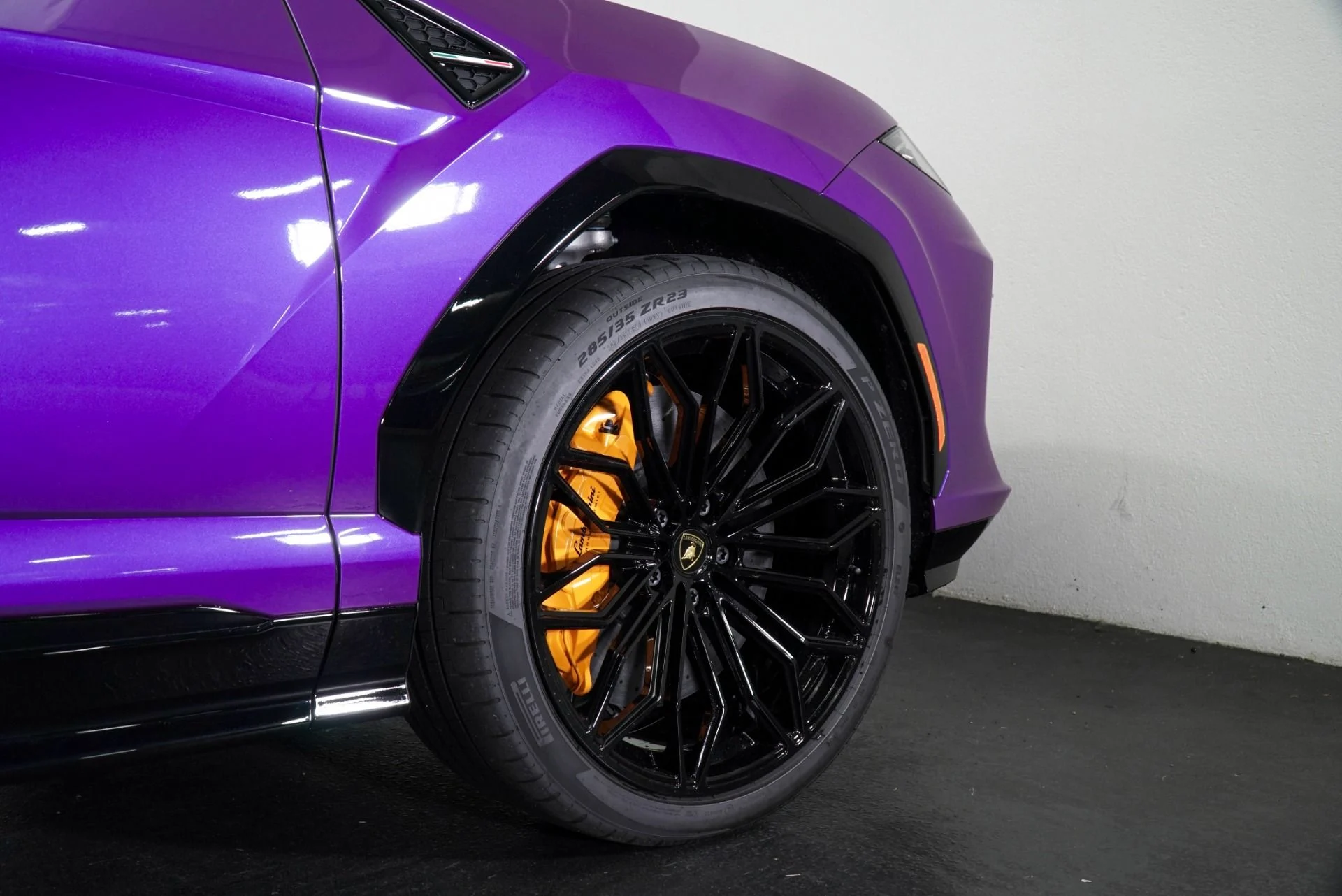 mph008_1620595145_New_2025_Lamborghini_Urus_SE_1772563707_92100081ec