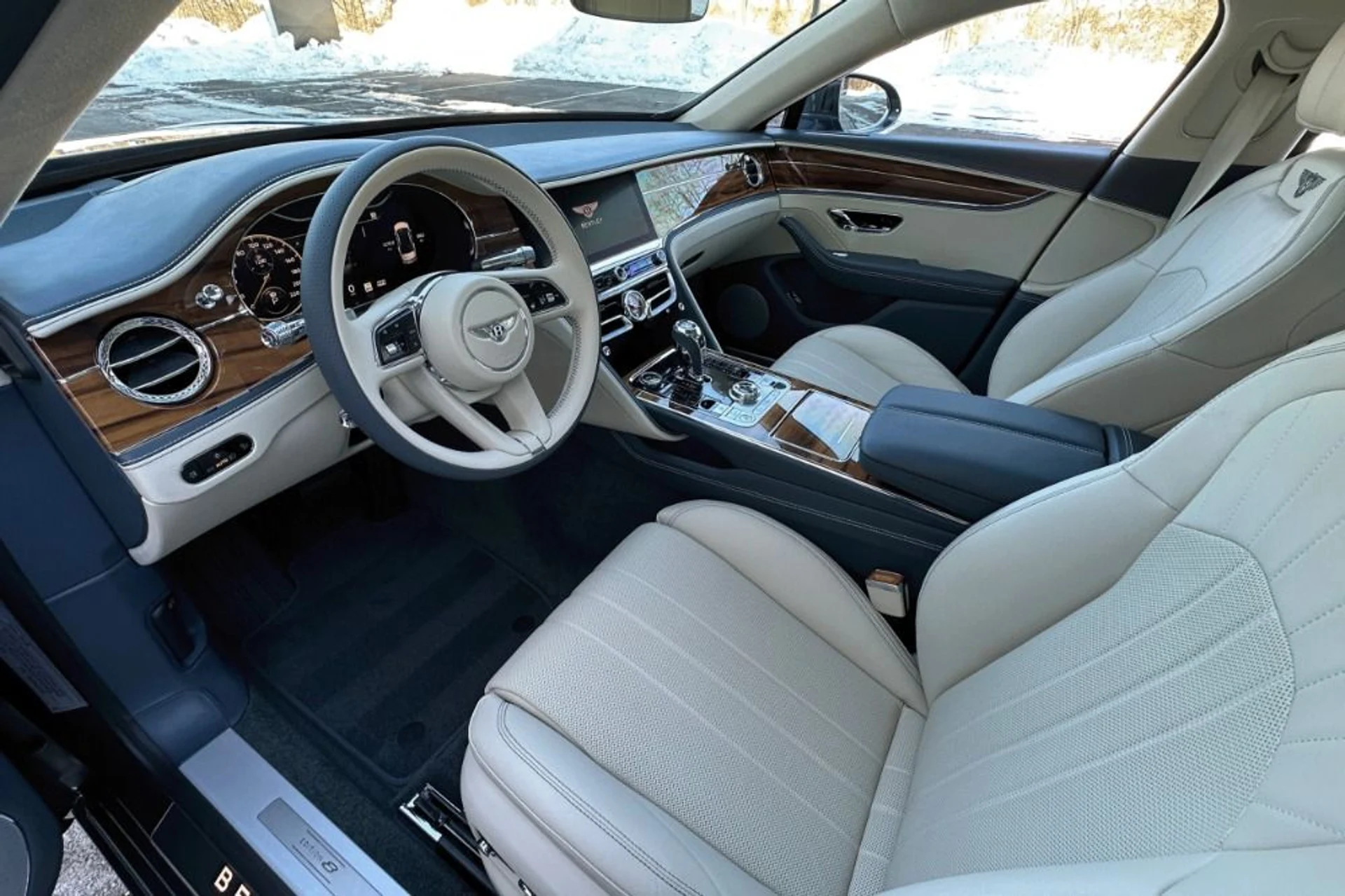 mph008_1623451339_Used_2024_Bentley_Flying_Spur_Edition_8_1769780703_7e31c7d49c