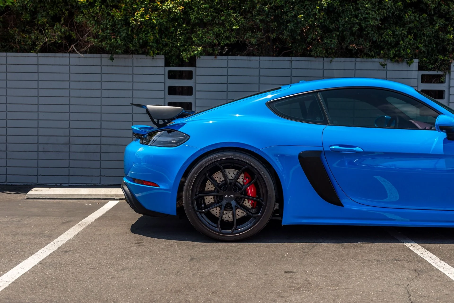 mph008_1627842089_Used_2023_Porsche_718_Cayman_GT_4_1721258201_03d2ea8d82