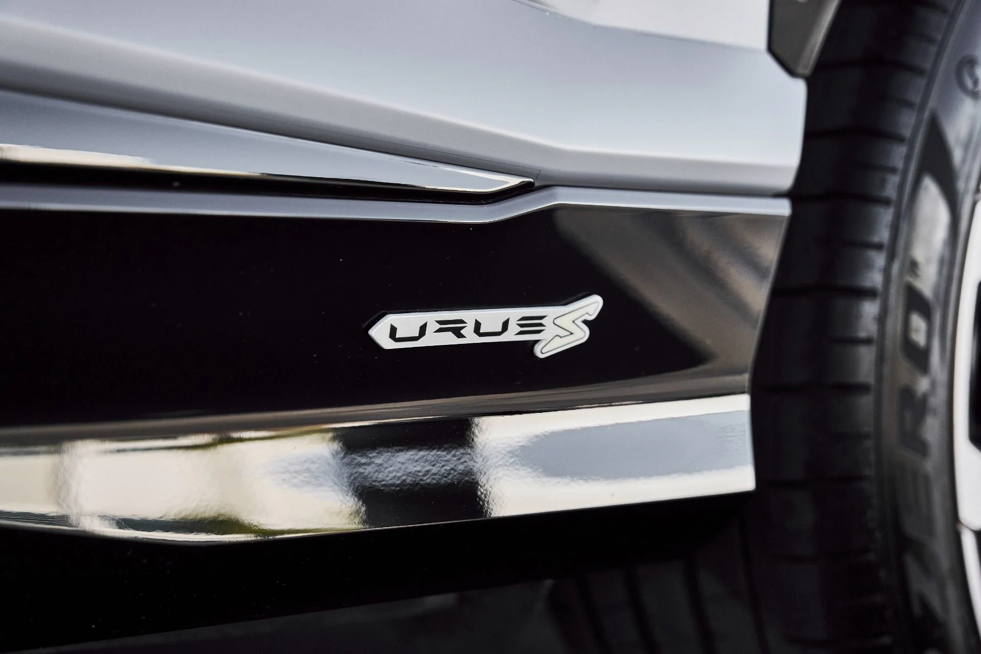 mph008_163467390_Used_2024_Lamborghini_Urus_S_1779209010_36a64ea7f4