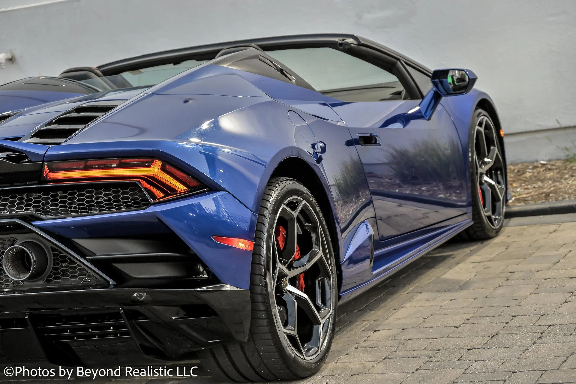 mph008_1644707575_Used_2020_Lamborghini_Huracan_EVO_Spyder_1758788087_25a4a1abc7