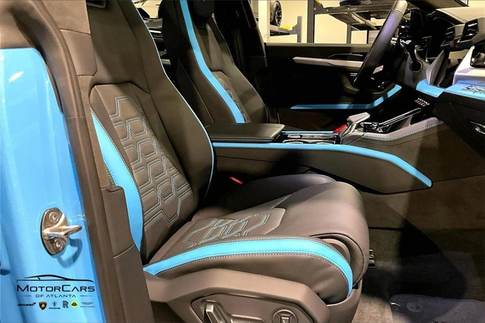 mph008_1665660673_b_B0_gbq1_Tj_WK_Wbla_Bo0_Kfi_P5_W_w_eba83a9f84