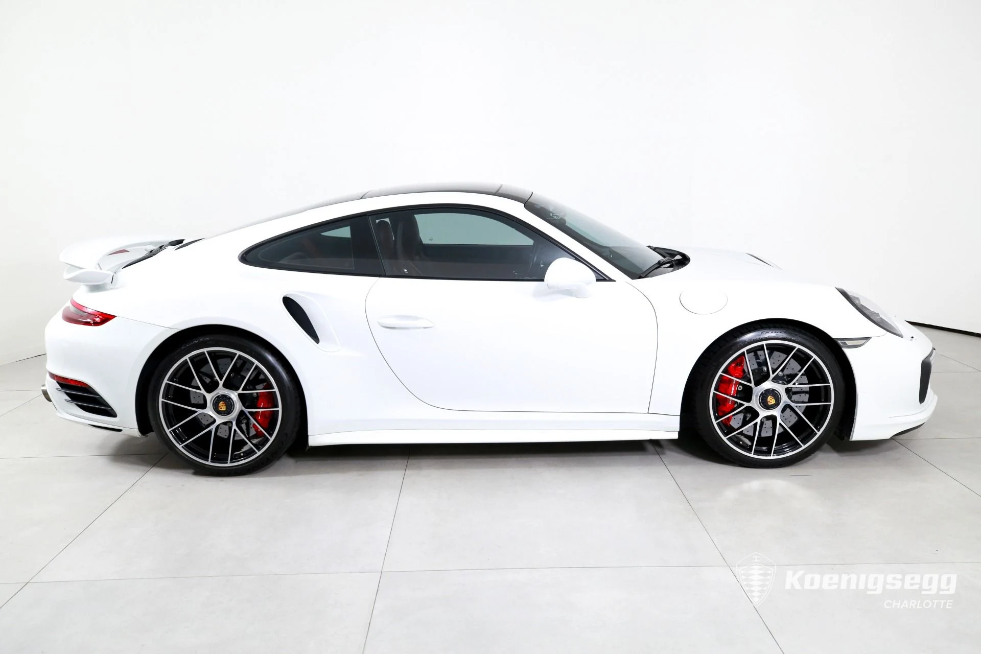 mph008_1666989900_Used_2018_Porsche_911_Turbo_S_1782495119_63013babb9