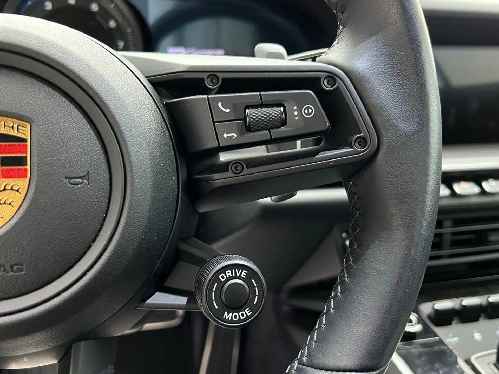 mph008_1668899098_Ck_Kqt8c9na_H_Ei_Vwifqu_In_Y_0_Wh_Q_bb0011c872