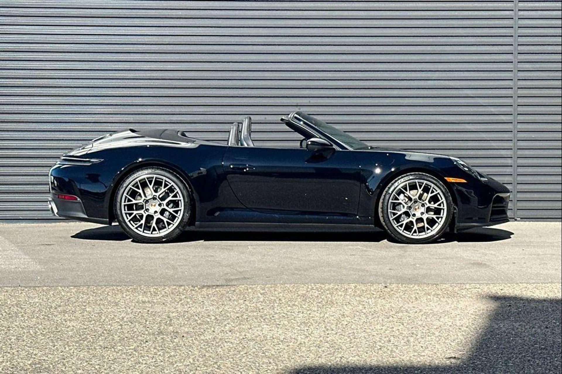 mph008_1670145849_vgkjbh8_Wy_Dw_Zt_Qby_BRK_5_CU_Hc_Mz_E_5d0cfc7ae3