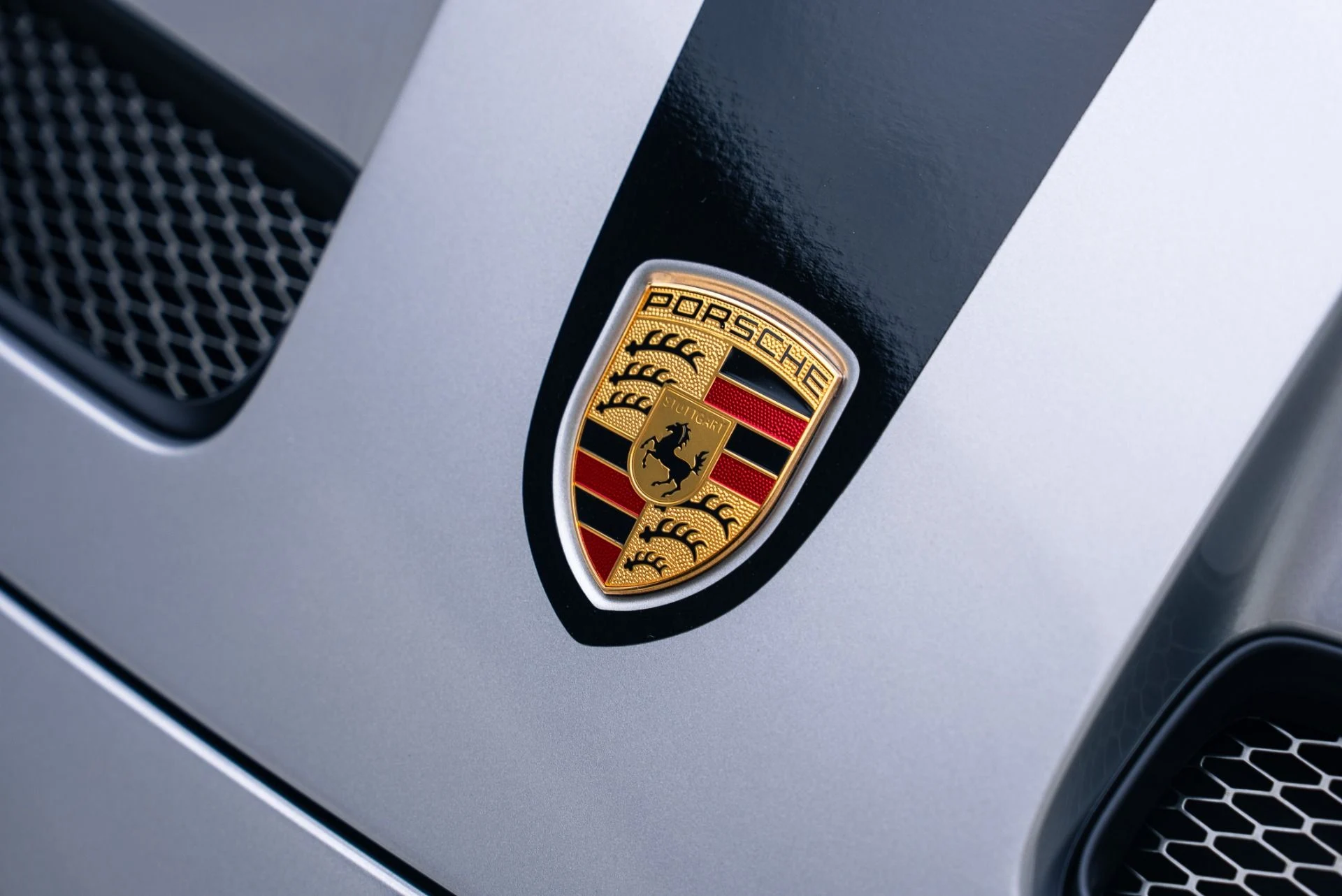 mph008_1679293902_Used_2022_Porsche_911_GT_3_1766184698_1287cefc15