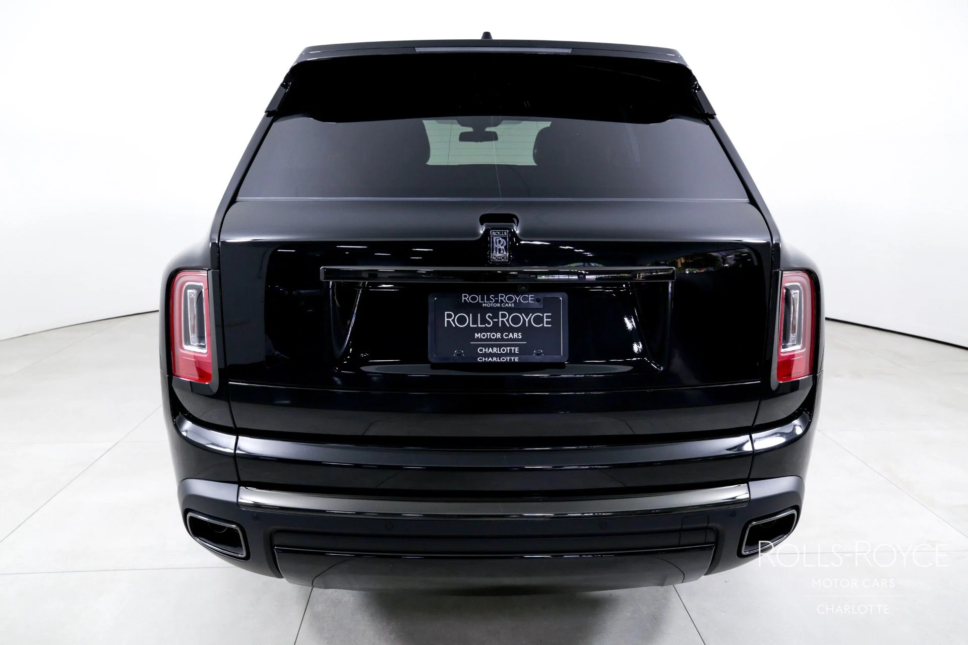 mph008_1682282319_Used_2024_Rolls_Royce_Black_Badge_Cullinan_1746462225_7edce8185b