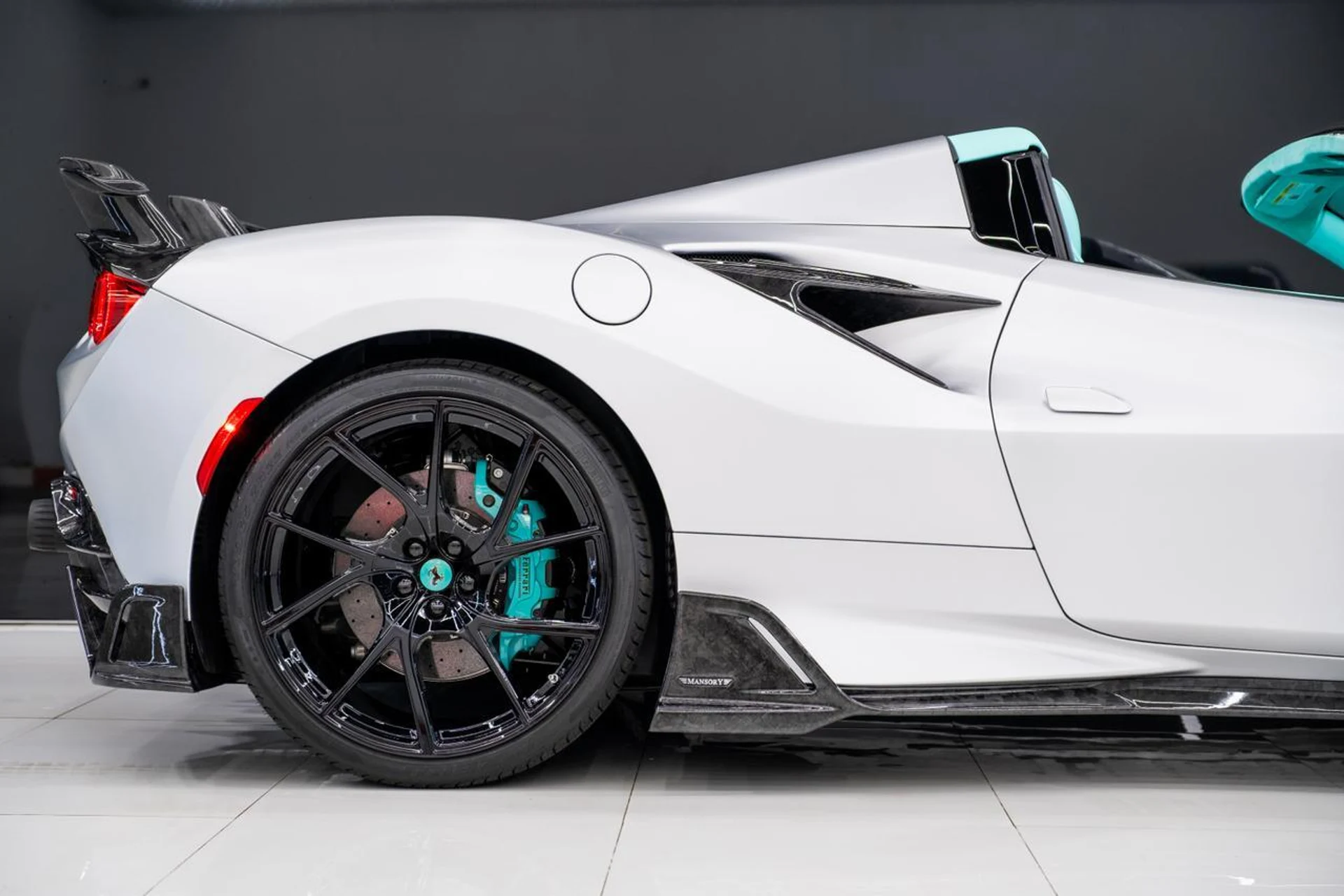 mph008_169315324_0a71149d2412718a4dd6324c14d519c7_9b75675977