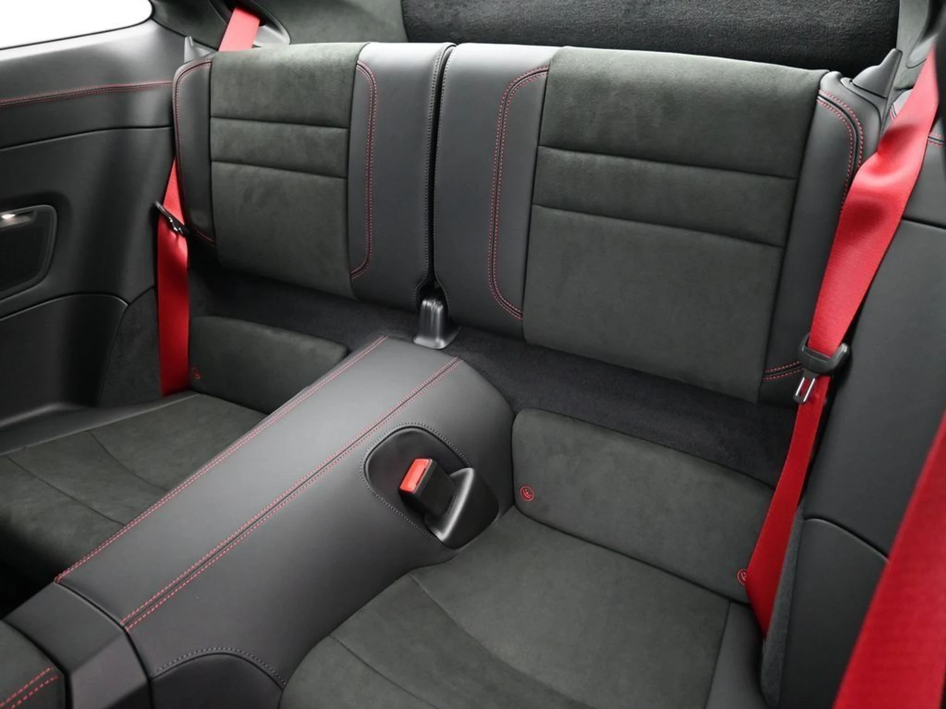 mph008_1694723835_21015a54ca1cc6ccc5a5ad92c2334d87_81c387a246