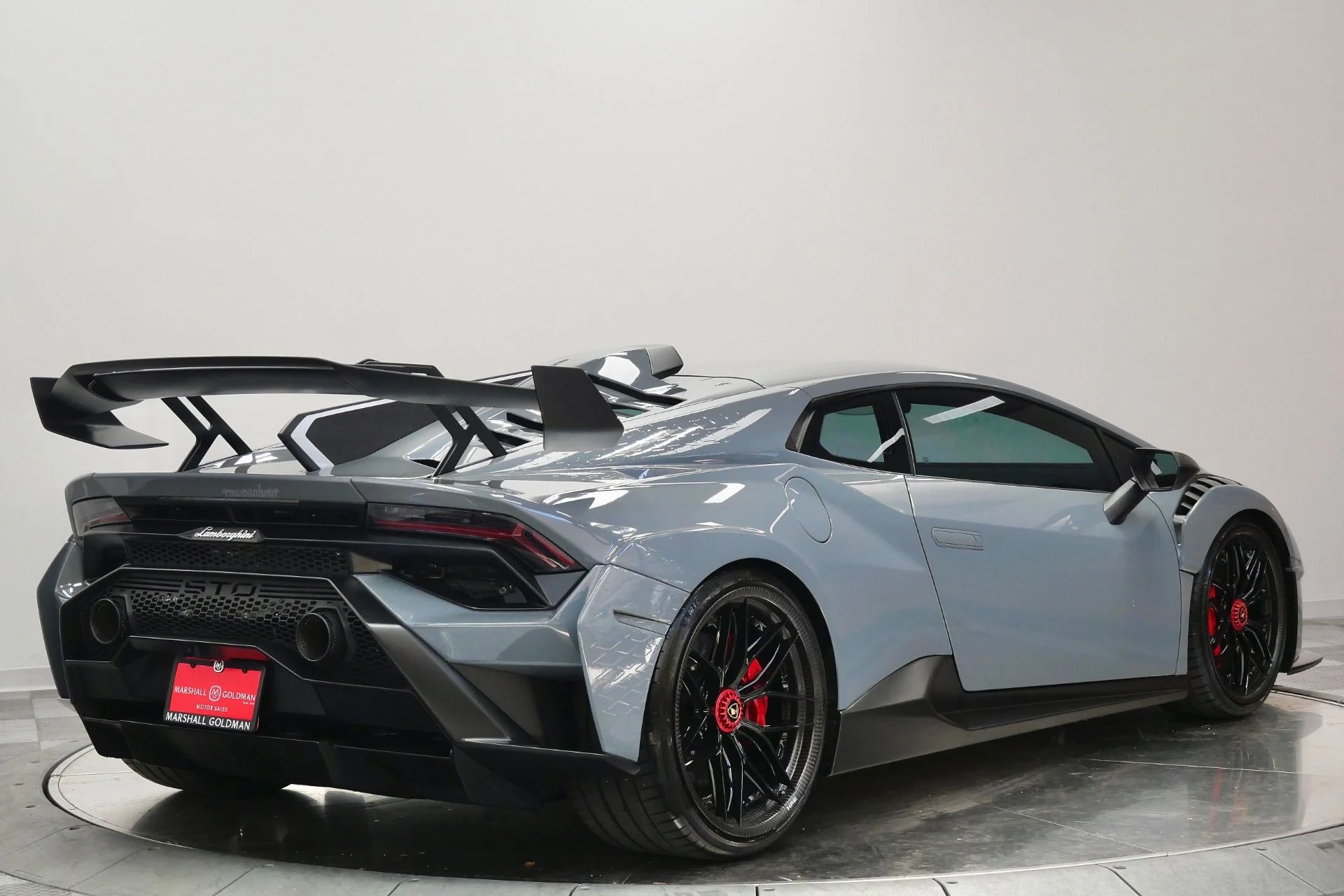 mph008_1695130405_Used_2022_Lamborghini_Huracan_STO_VF_Supercharger_HRE_Carbon_Fiber_Wheels_1784928599_8d61403b5f