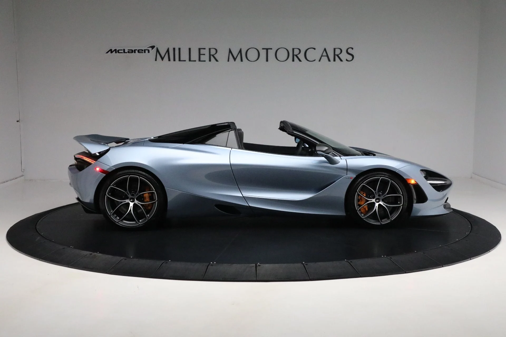 mph008_169539623_Used_2023_Mc_Laren_720_S_Spider_Performance_04dd907f55