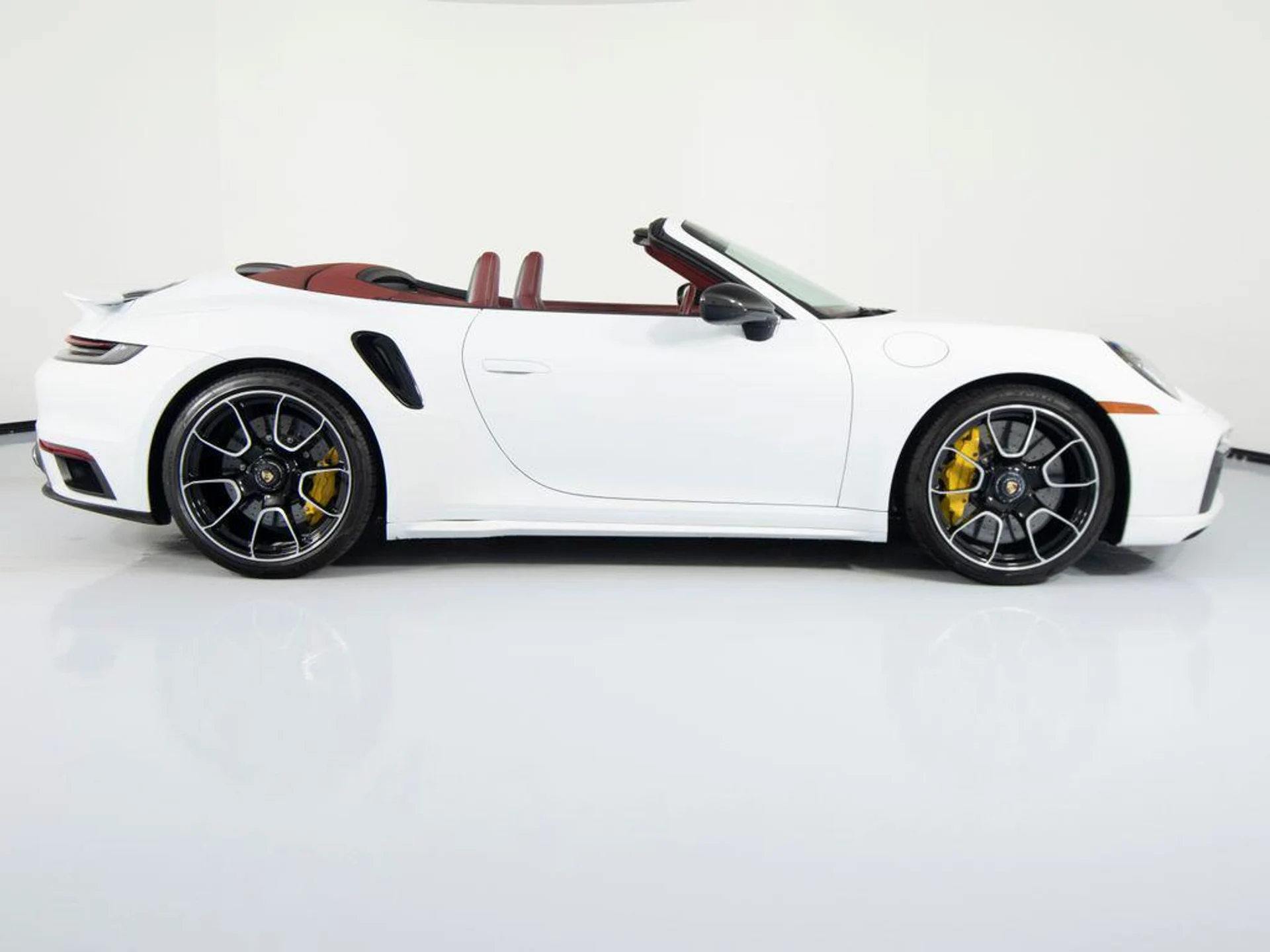 mph008_1702026789_n_yl_Yl_Ci_I_Wp8_Ww_R_Pn4_Er_TCE_L_Vw_aed099a8e7