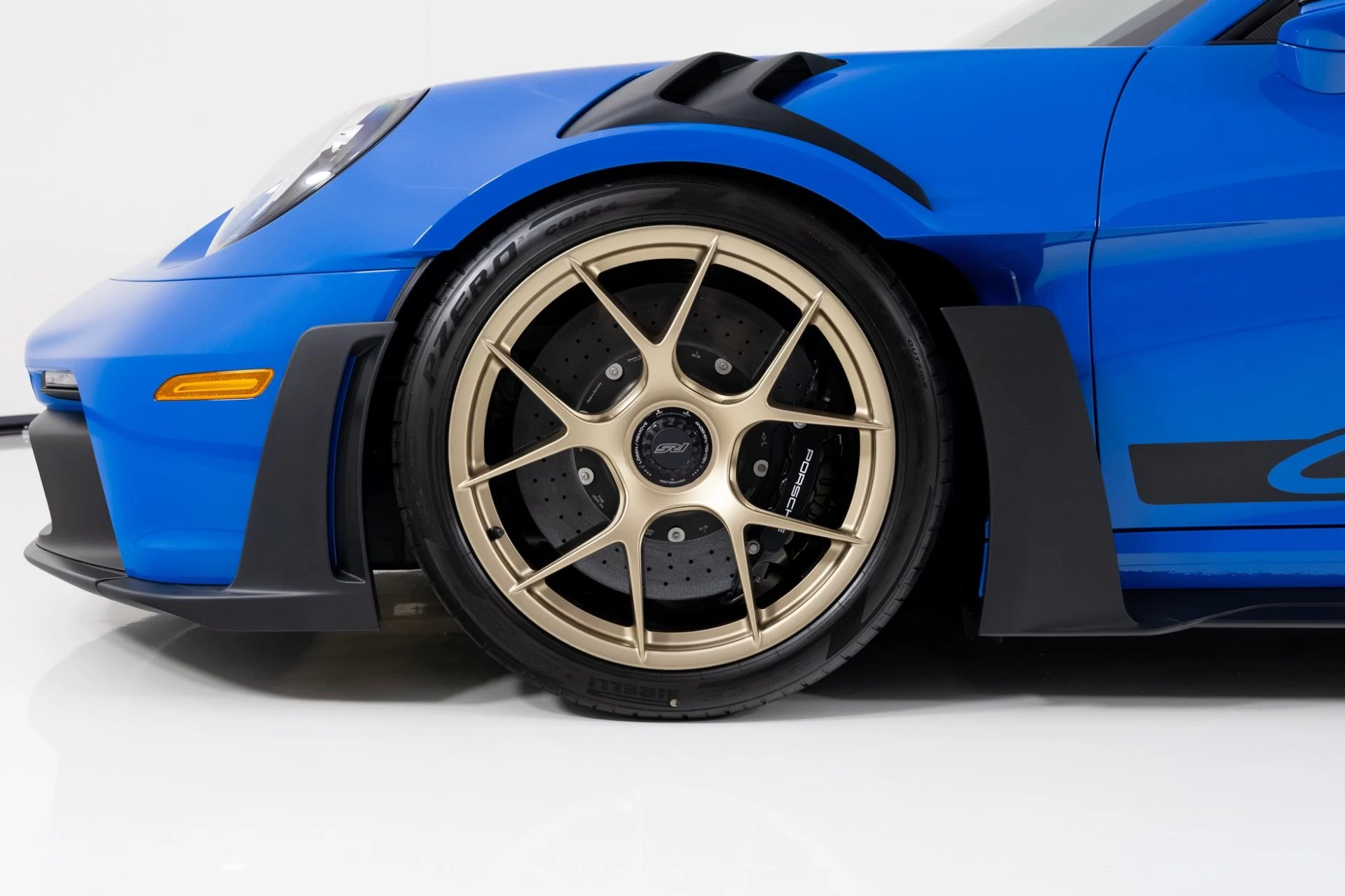 mph008_1715384601_Used_2025_Porsche_911_GT_3_RS_1765482736_28d38c0c85