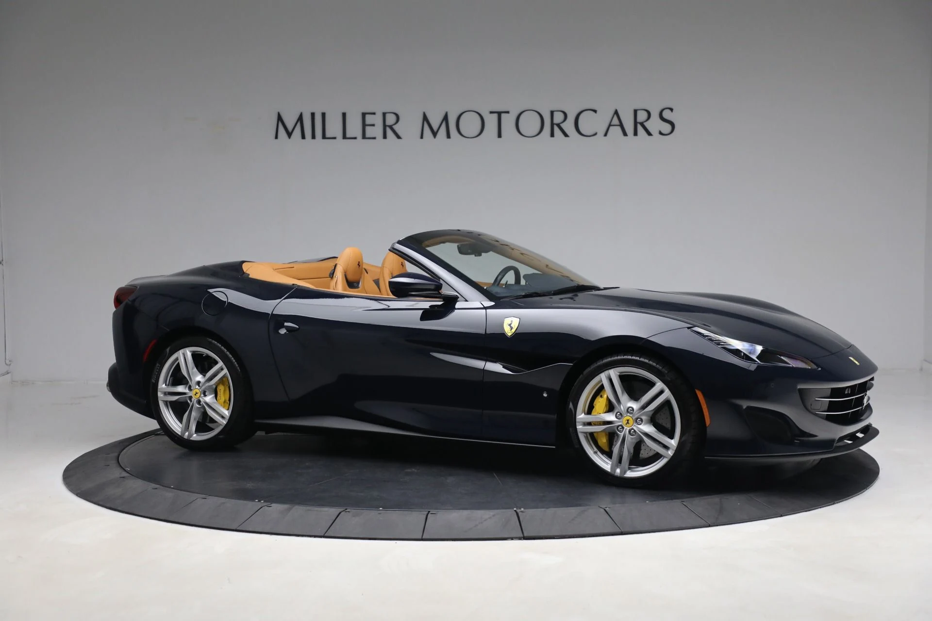 mph008_1716559508_Used_2019_Ferrari_Portofino_94b627b9b6