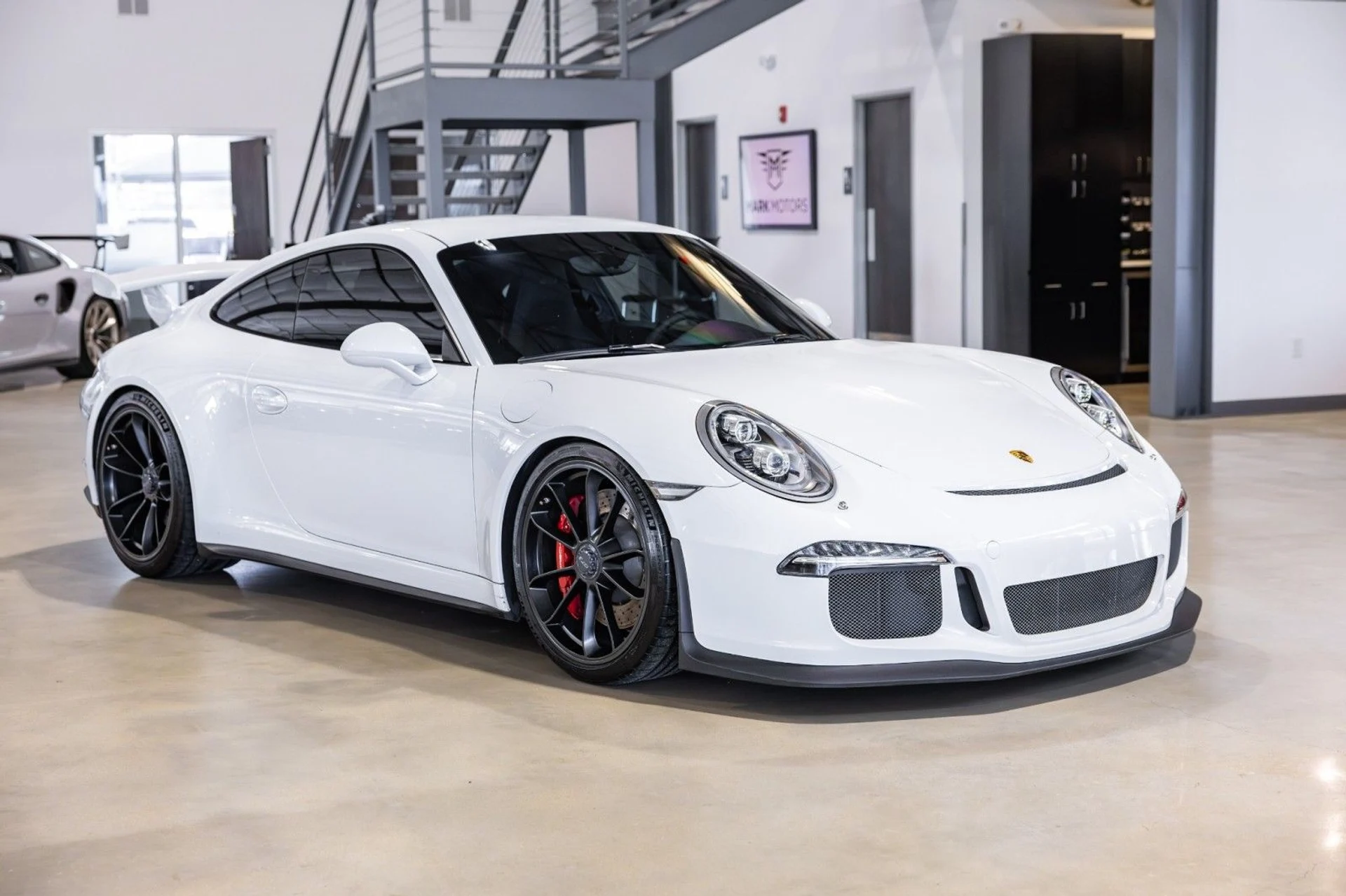 mph008_1721418524_Ug_f26380f054