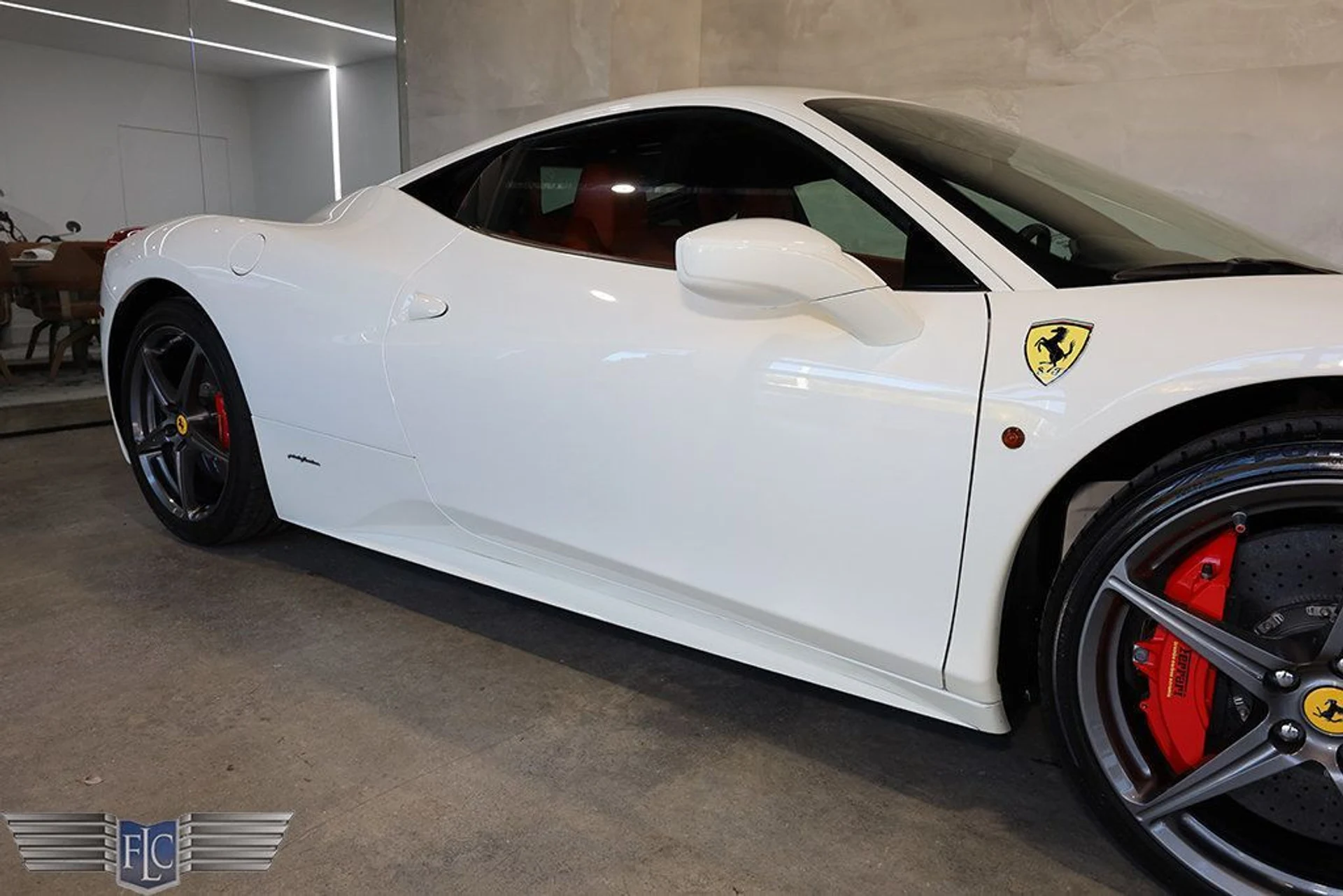 mph008_1727132306_used_2014_ferrari_458_italia_2drcoupe_9689_22770024_9_1024_932ea19060